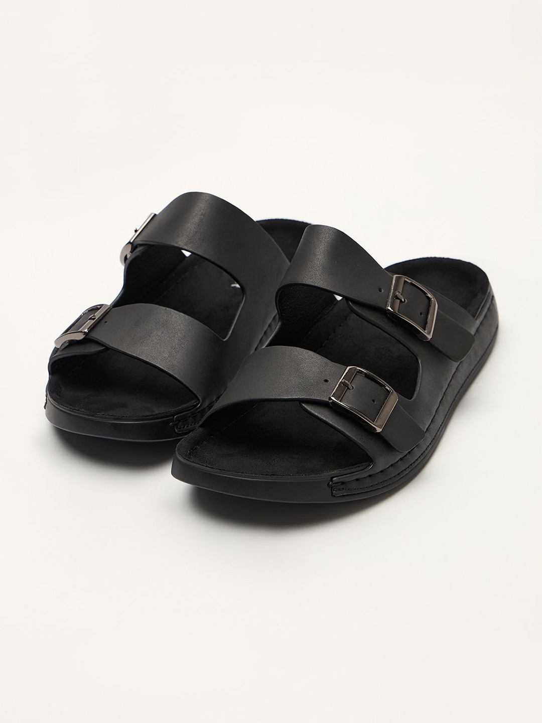 

THE BEAR HOUSE Men Comfort Sandals, Black