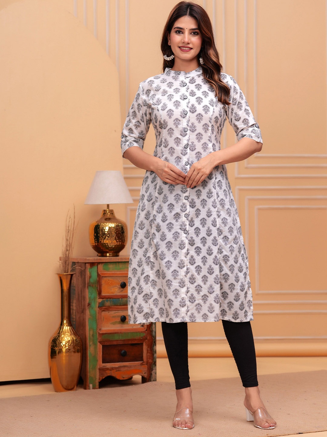 

Chaukas Women Printed Pure Cotton A-Line Kurta, White