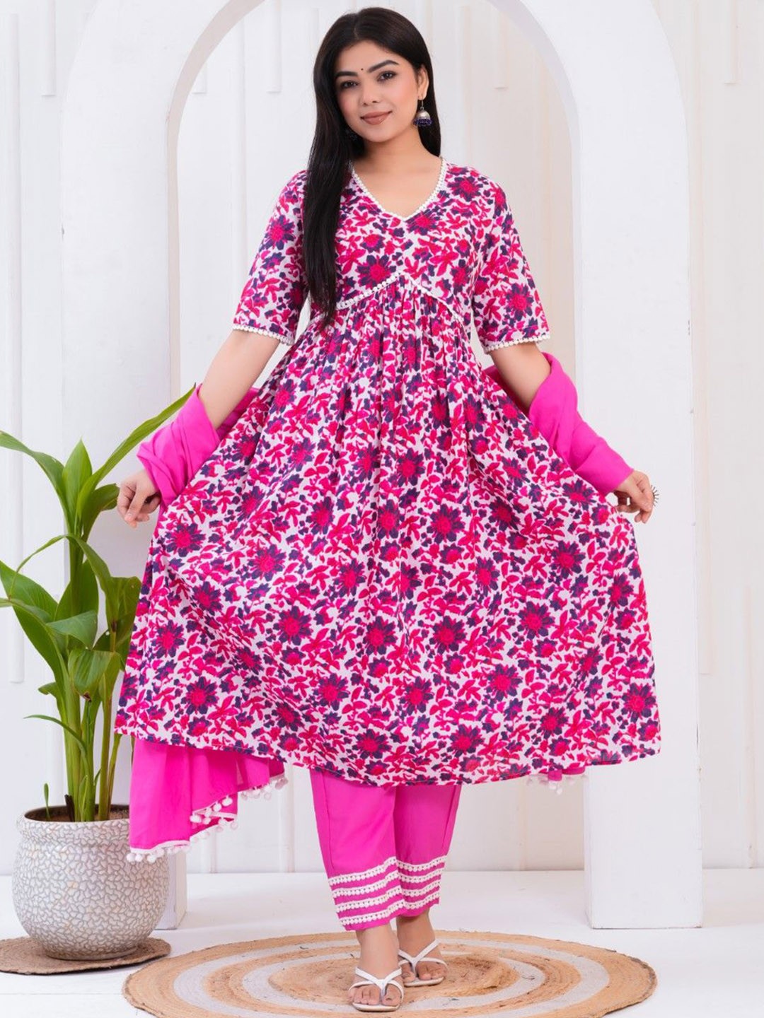 

SAK JAIPUR Floral Printed Pure Cotton Anarkali Kurta & Palazzos With Dupatta, Pink