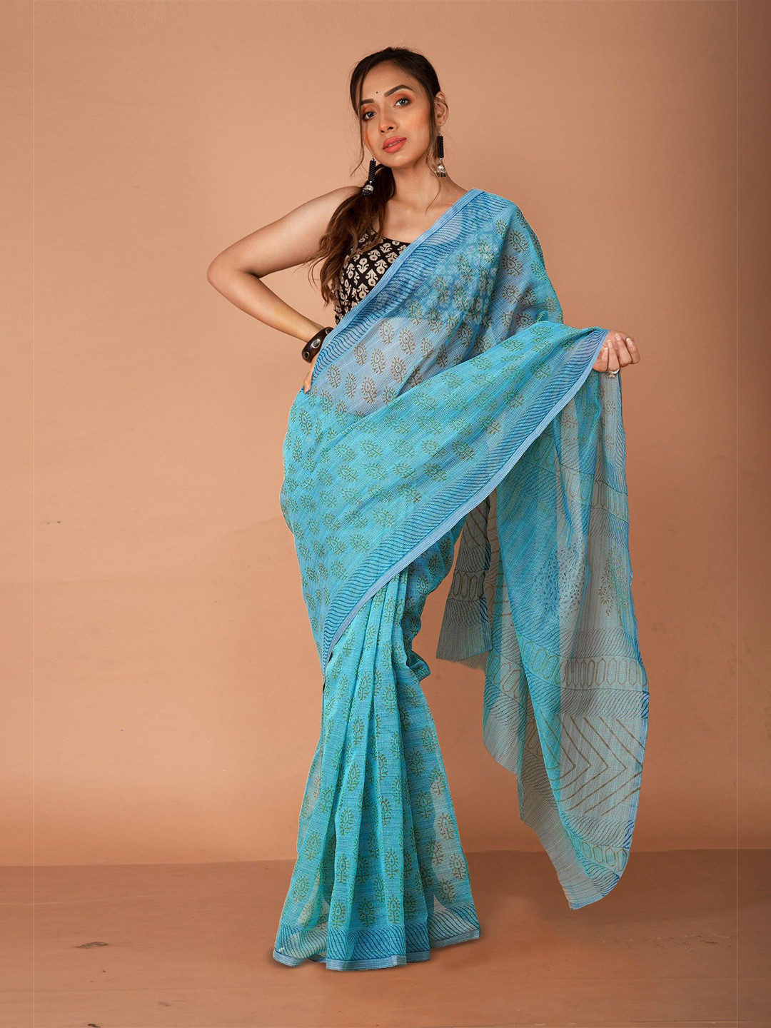 

Unnati Silks Ethnic Motifs Supernet Handloom Block Print Saree, Blue