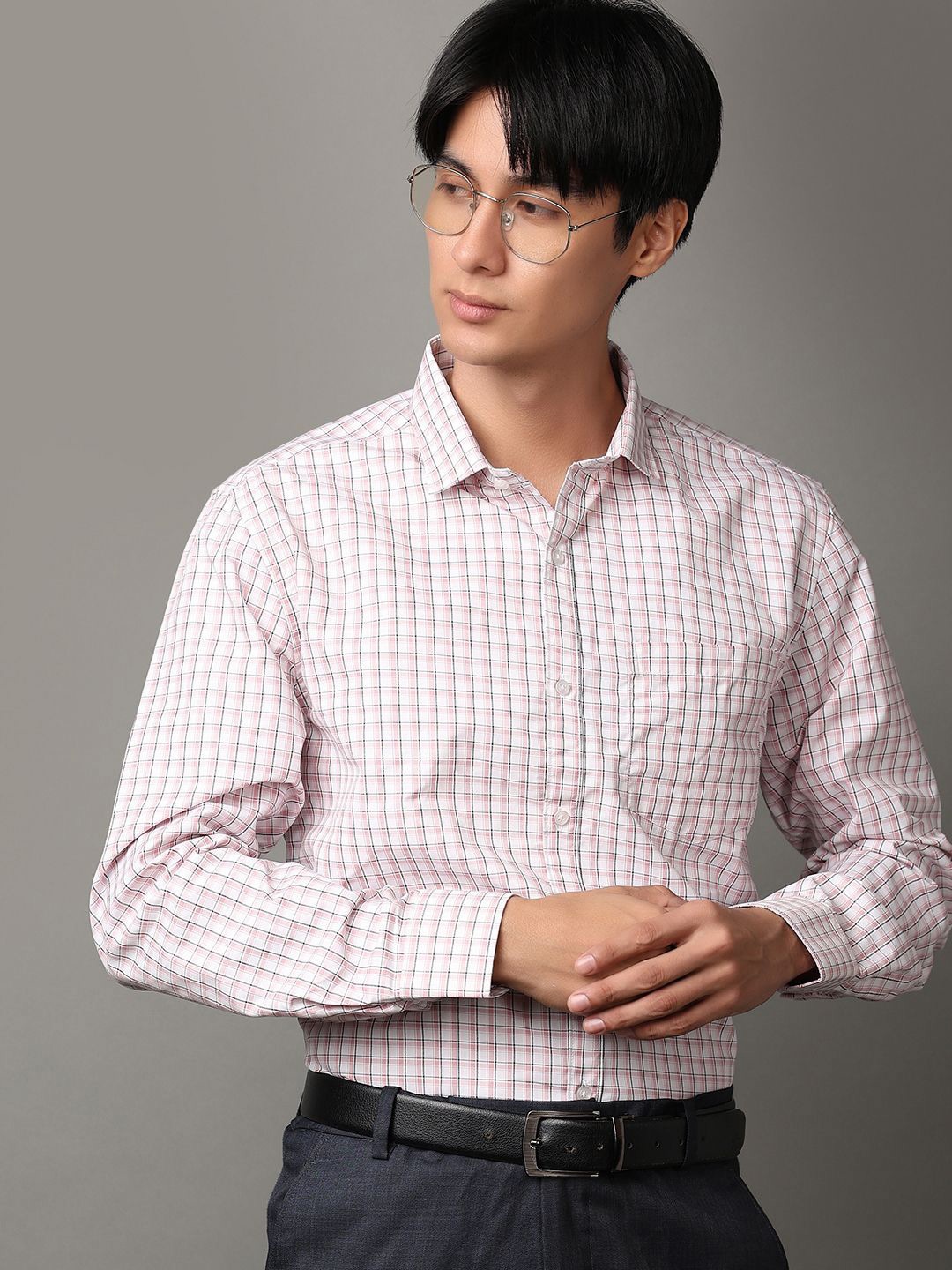 

V-Mart Men Classic Spread Collar Micro Checks Solid Cotton Formal Shirt, Pink