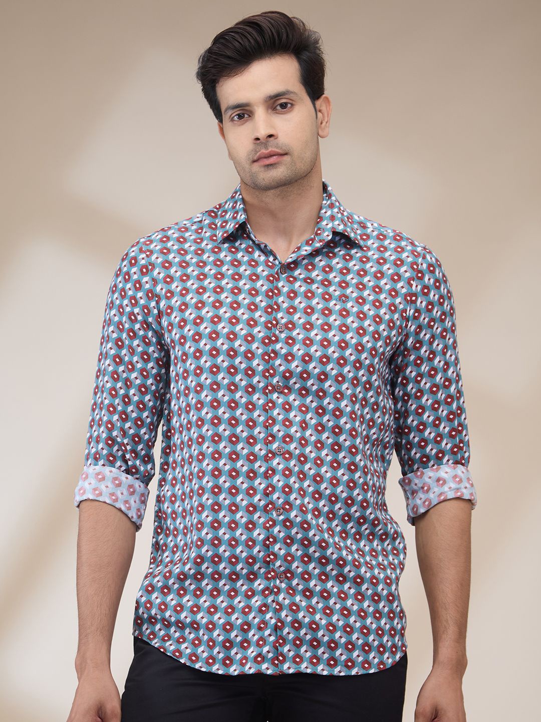 

ColorPlus Men Spread Collar Geometric Printed Cotton Casual Shirt, Green