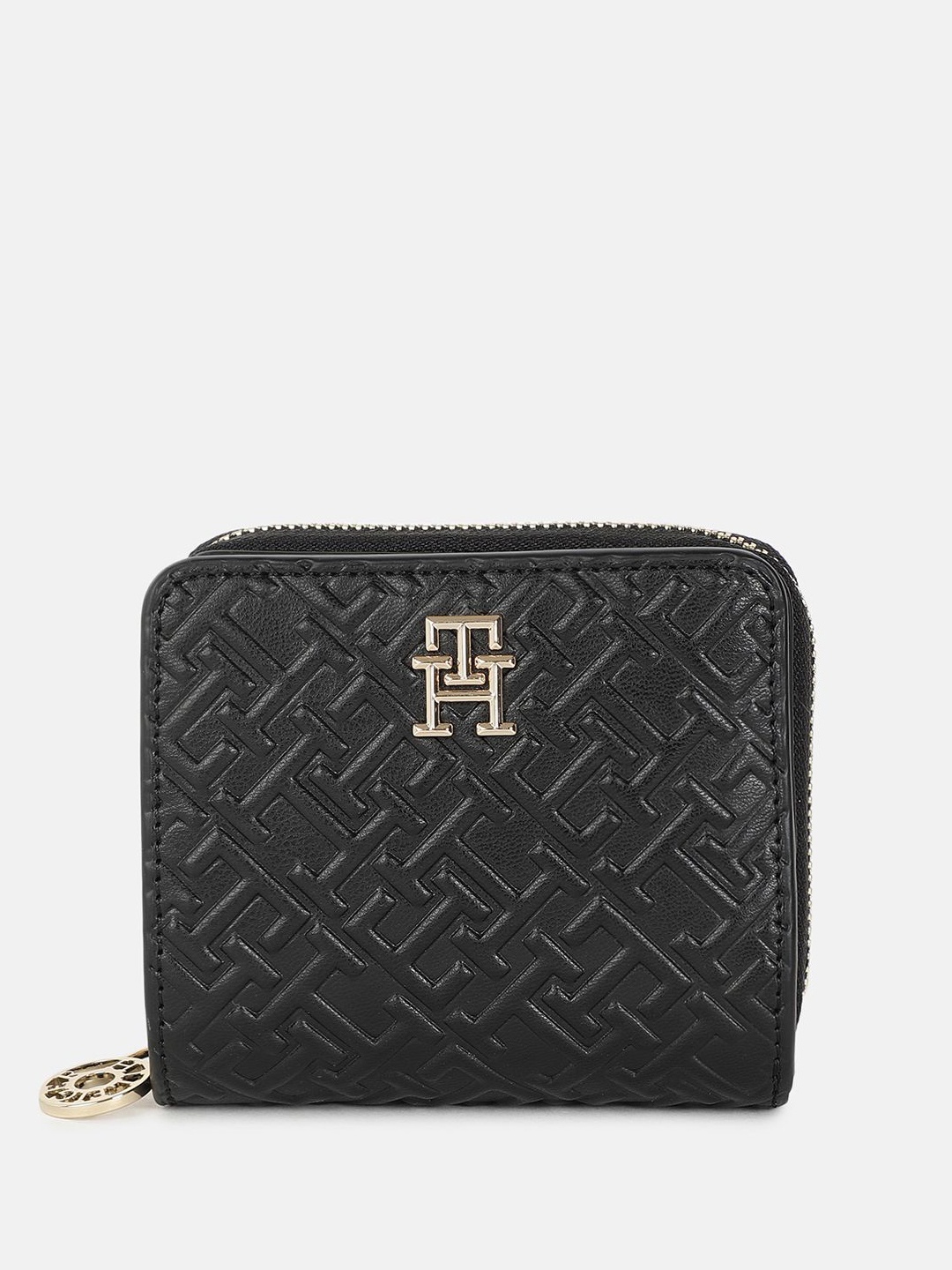 

Tommy Hilfiger Women Textured Two Fold Wallet, Black