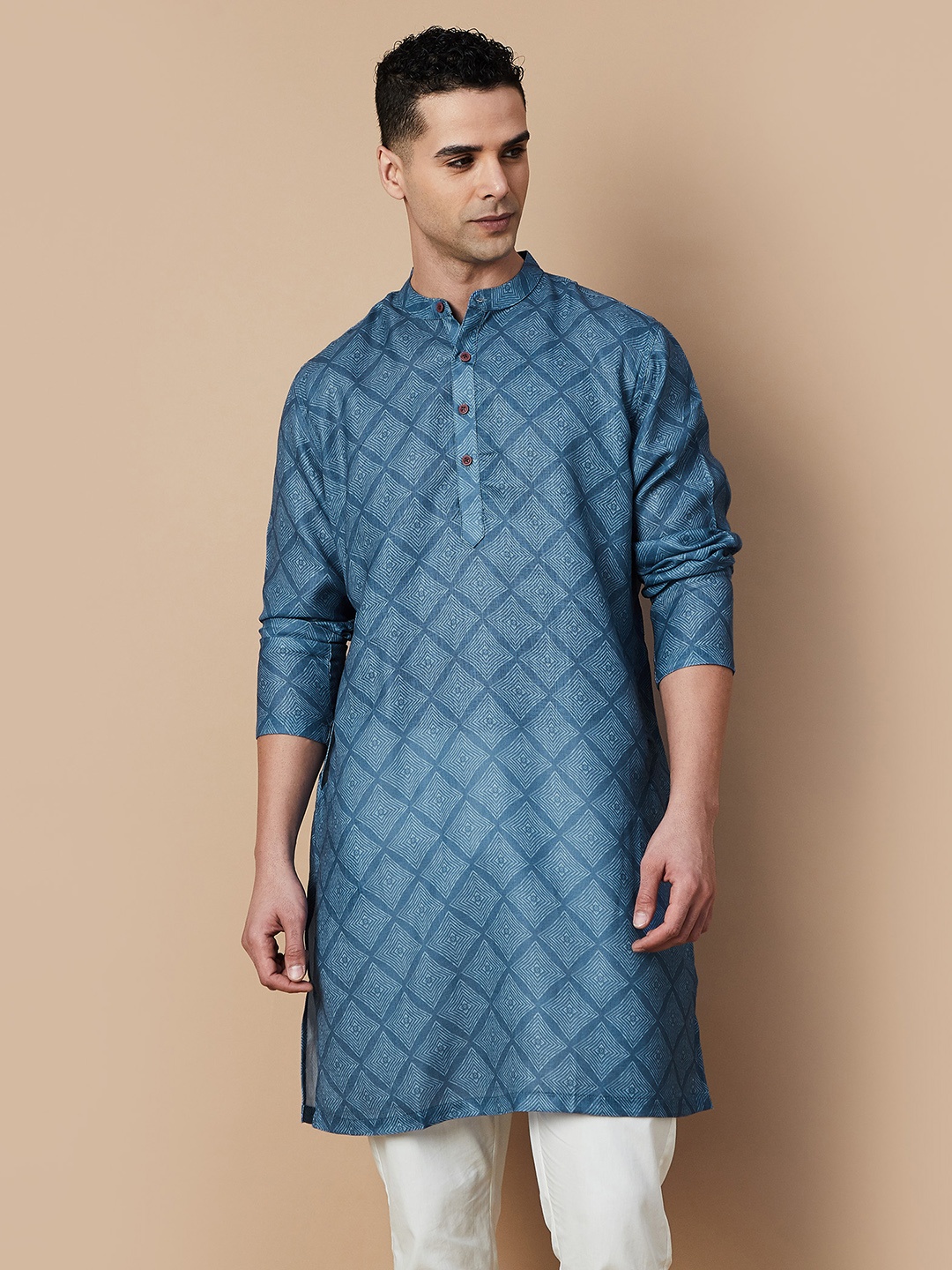 

Melange by Lifestyle Geometric Printed Mandarin Collar Straight Kurta, Blue