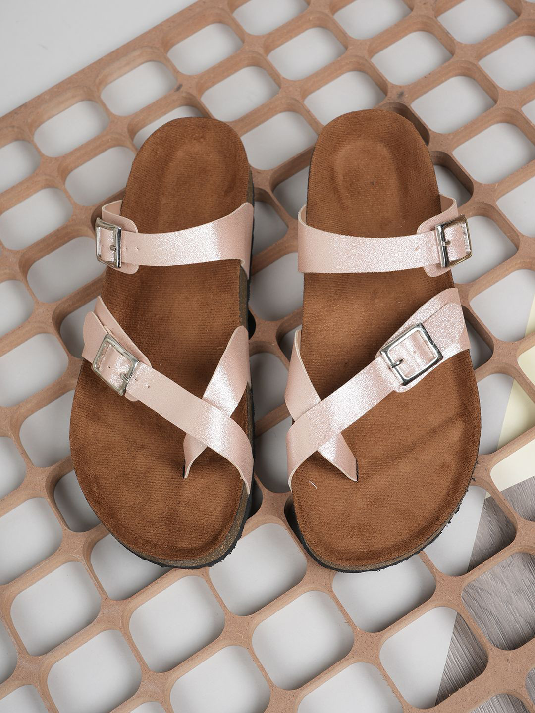 

MOZAFIA Women One Toe Flats with Buckles, Rose gold