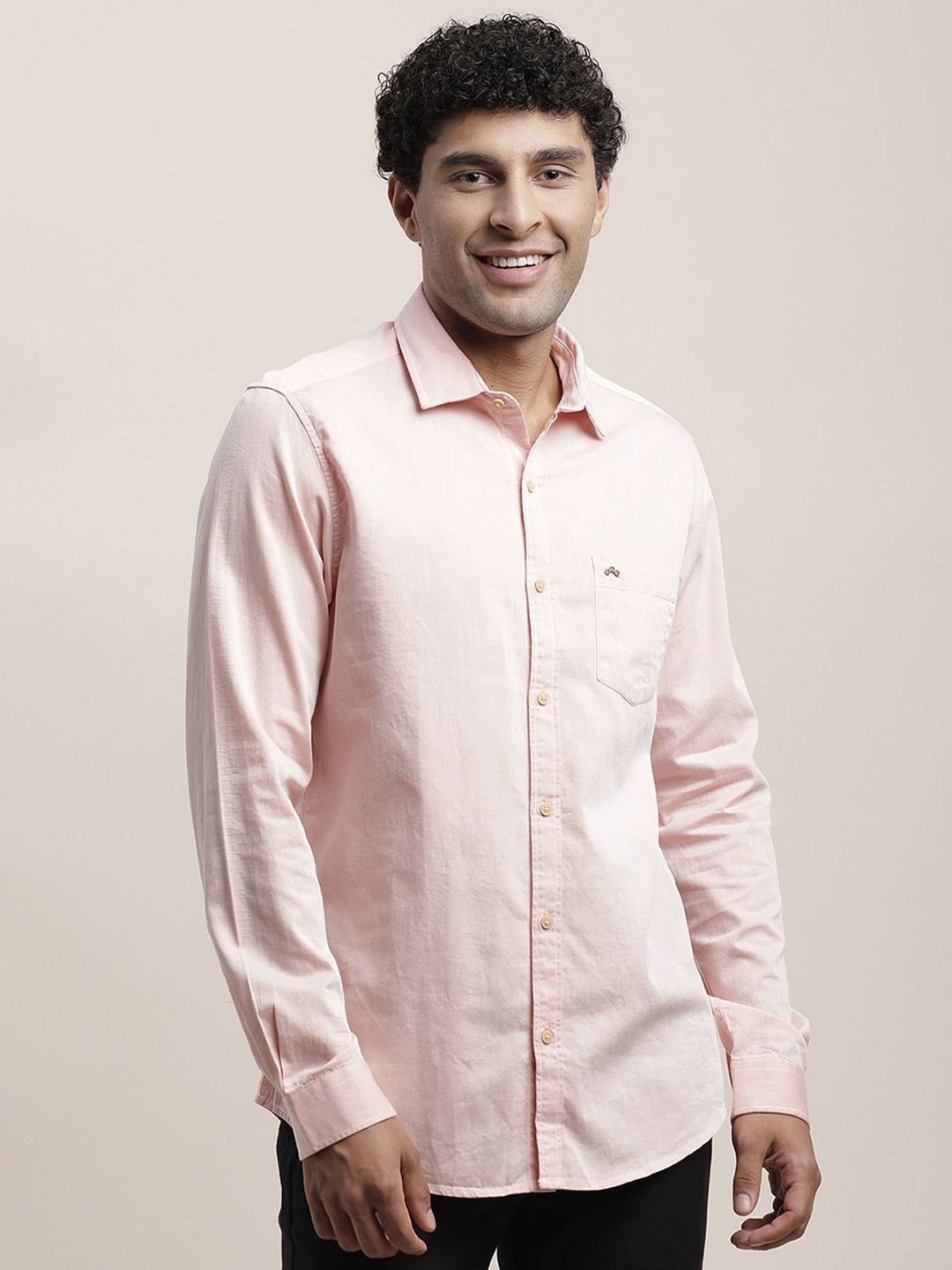 

Turtle Men Relaxed Spread Collar Solid Cotton Slim Fit Casual Shirt, Pink