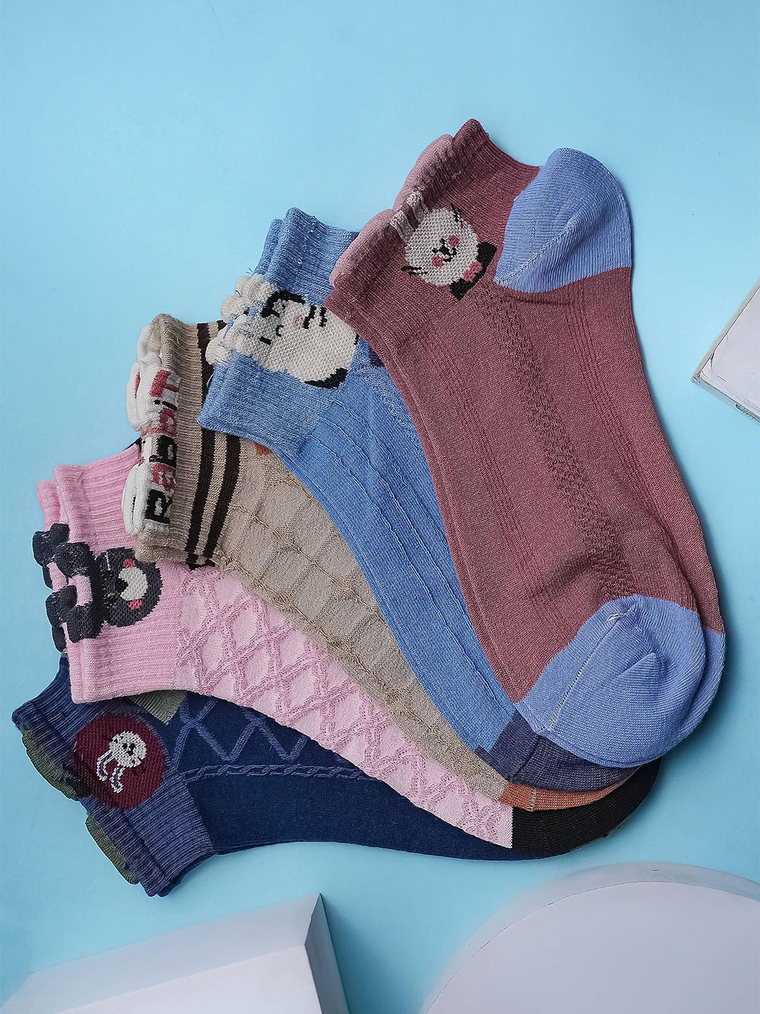 

Brauch Solid Pack Of 5 Assorted Ankle-Length Cotton Socks