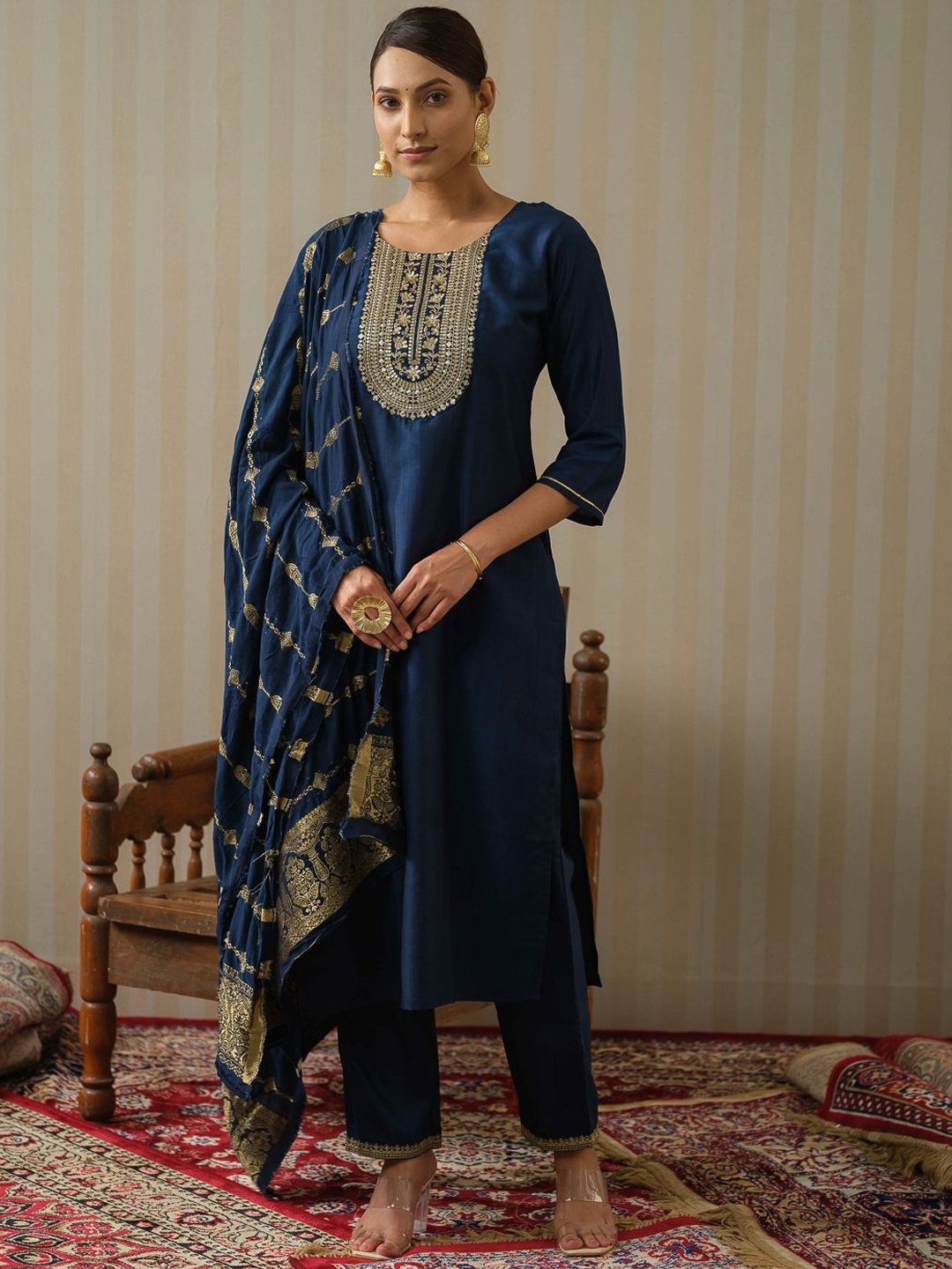 

Ode by House of Pataudi Floral Yoke Design Silk Straight Kurta & Trousers With Dupatta, Navy blue