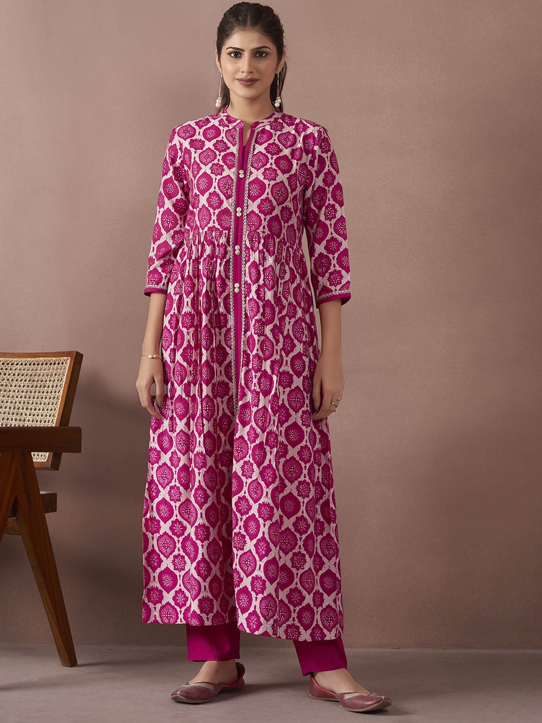 

Anouk Ethnic Motifs Printed Mandarin Collar Chanderi Silk A-Line Kurta With Trousers, Pink