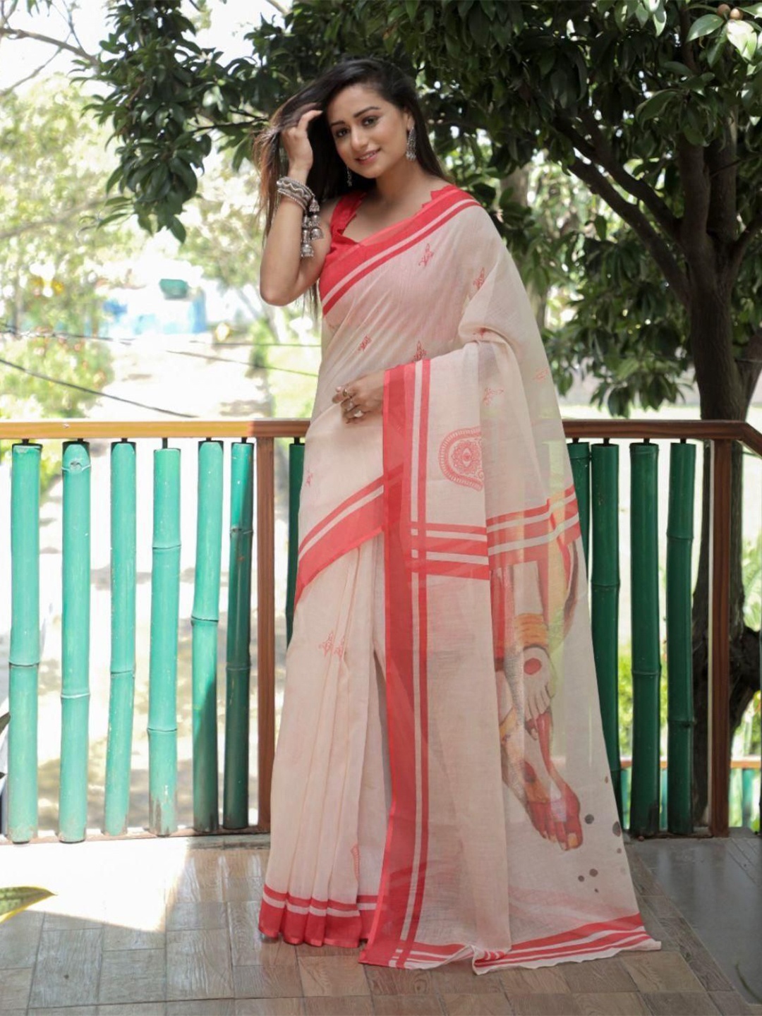 

GRIIHAM Ethnic Motifs Saree, Cream