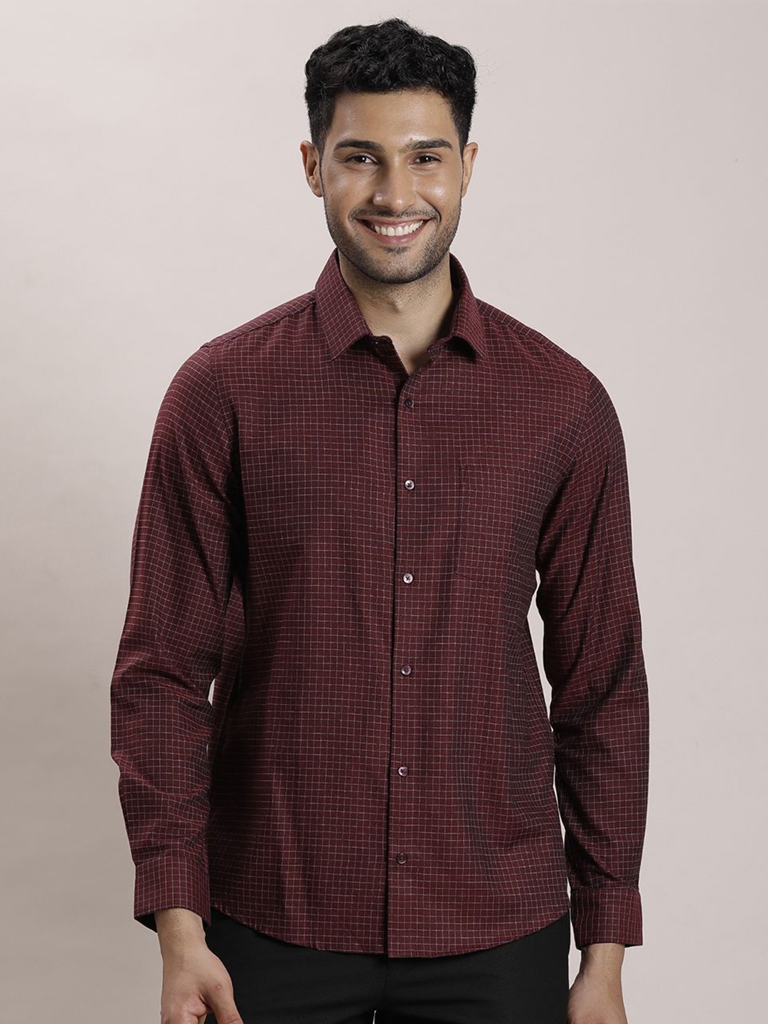 

Turtle Men Classic Spread Collar Micro Checked Cotton Slim Fit Formal Shirt, Maroon