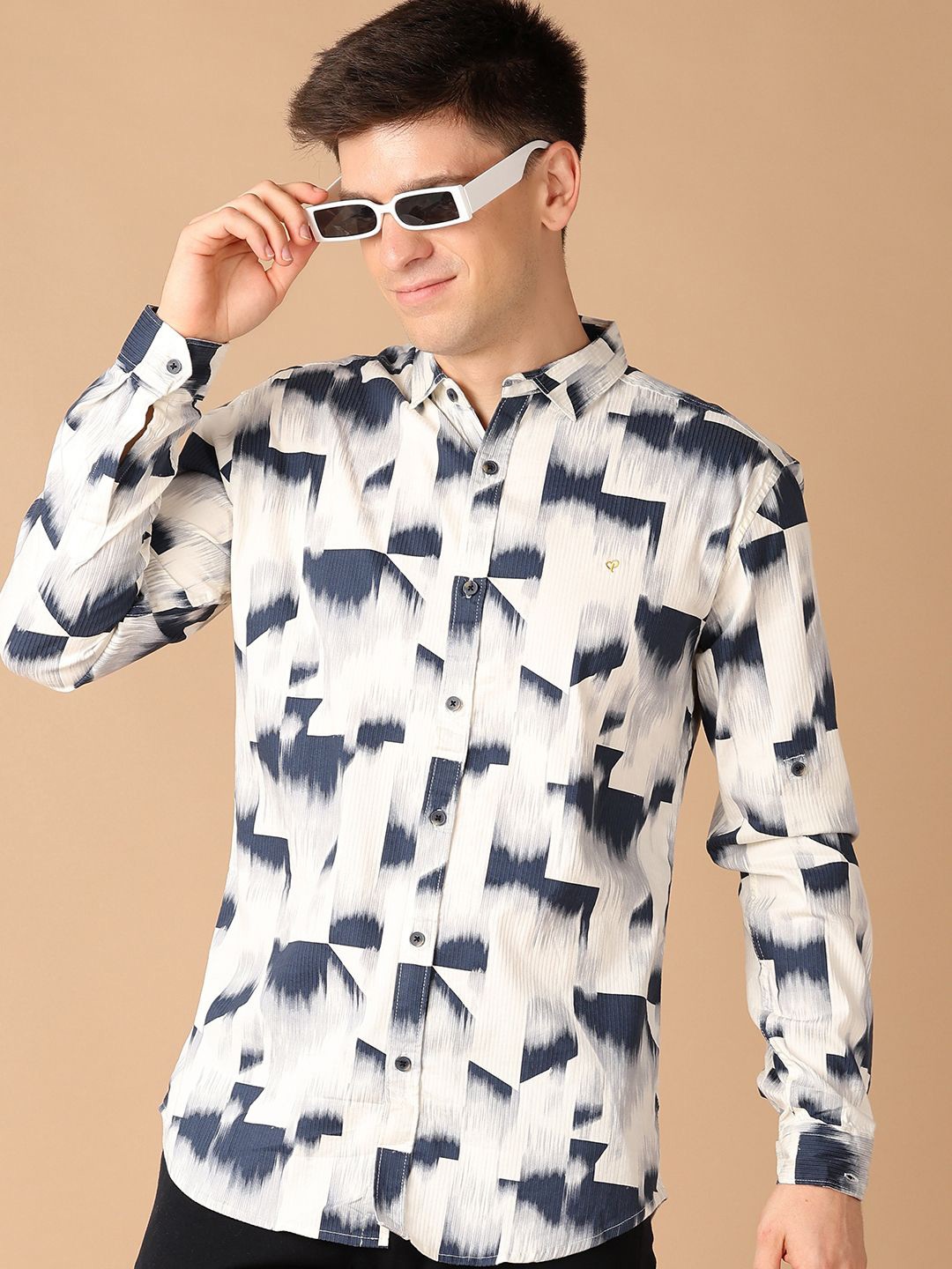 

V-Mart Men Classic Spread Collar Abstract Striped Cotton Slim Fit Casual Shirt, White