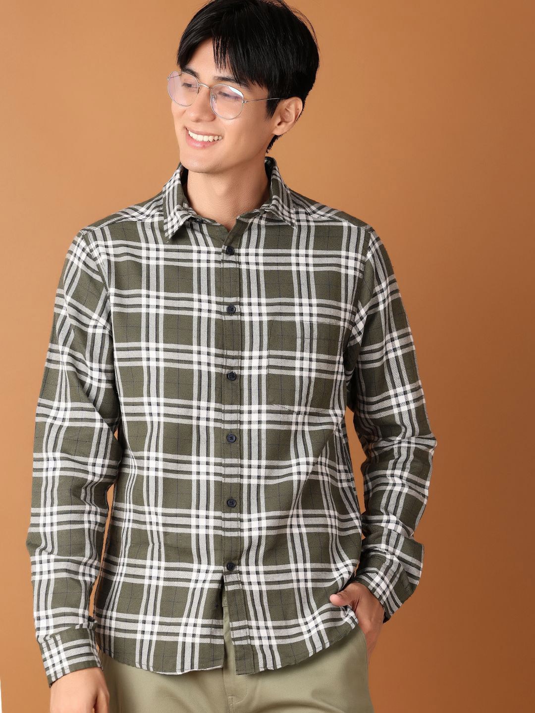 

V-Mart Men Classic Spread Collar Tartan Checks Striped Cotton Slim Fit Casual Shirt, Green