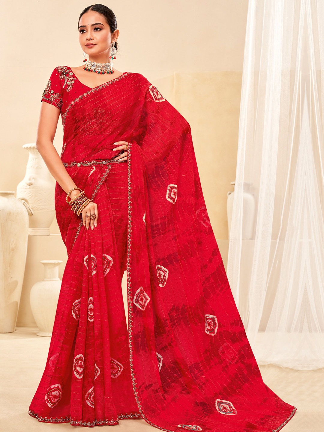 

Laxmipati Bandhani Embroidered Poly Chiffon Saree, Red