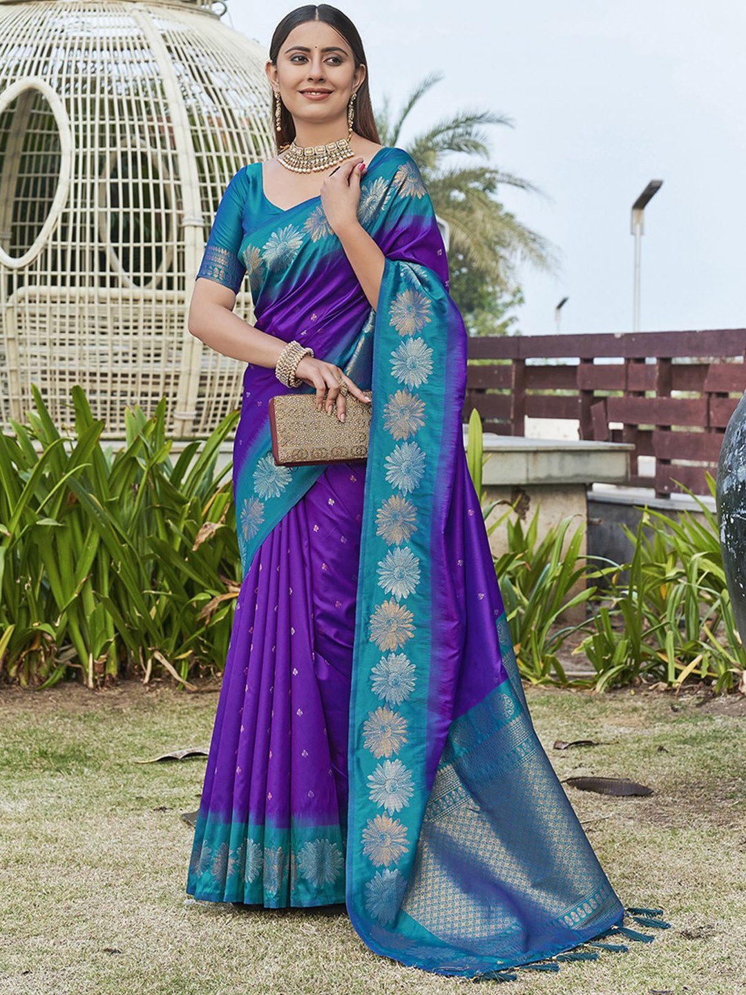 

Panzora Woven Design Zari Banarasi Saree, Violet