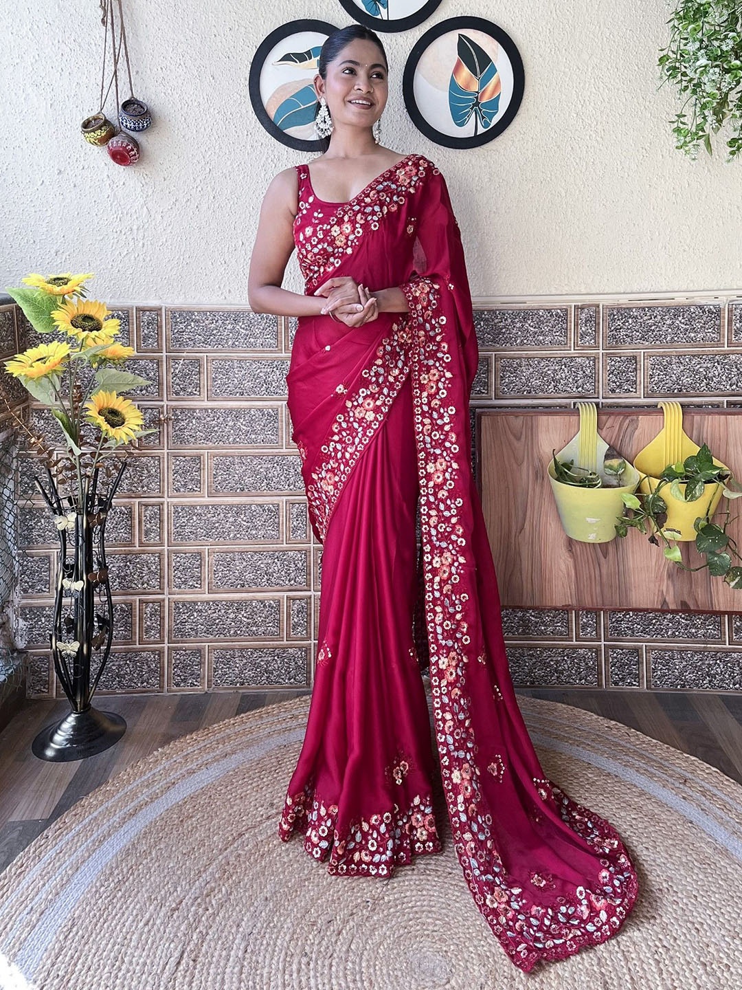 

LeeliPeeri Designer Floral Embroidered Pure Chiffon Saree, Pink