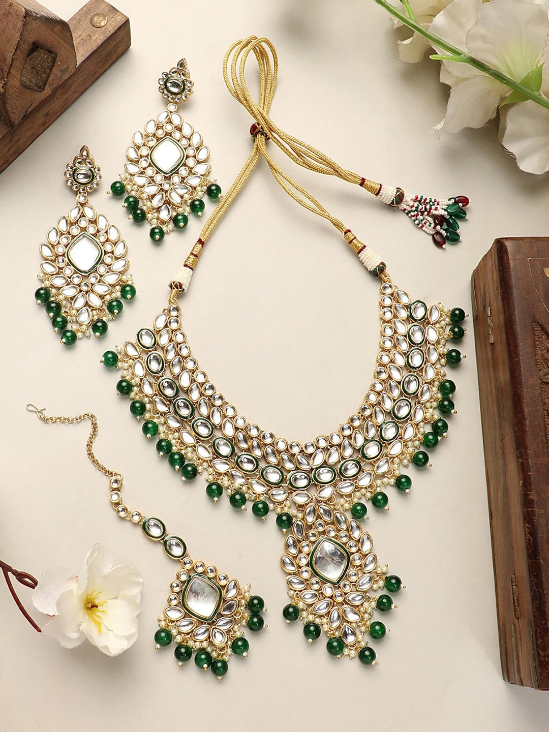 

ANIKAS CREATION Gold Plated Kundan Stones Studded Jewellery Set