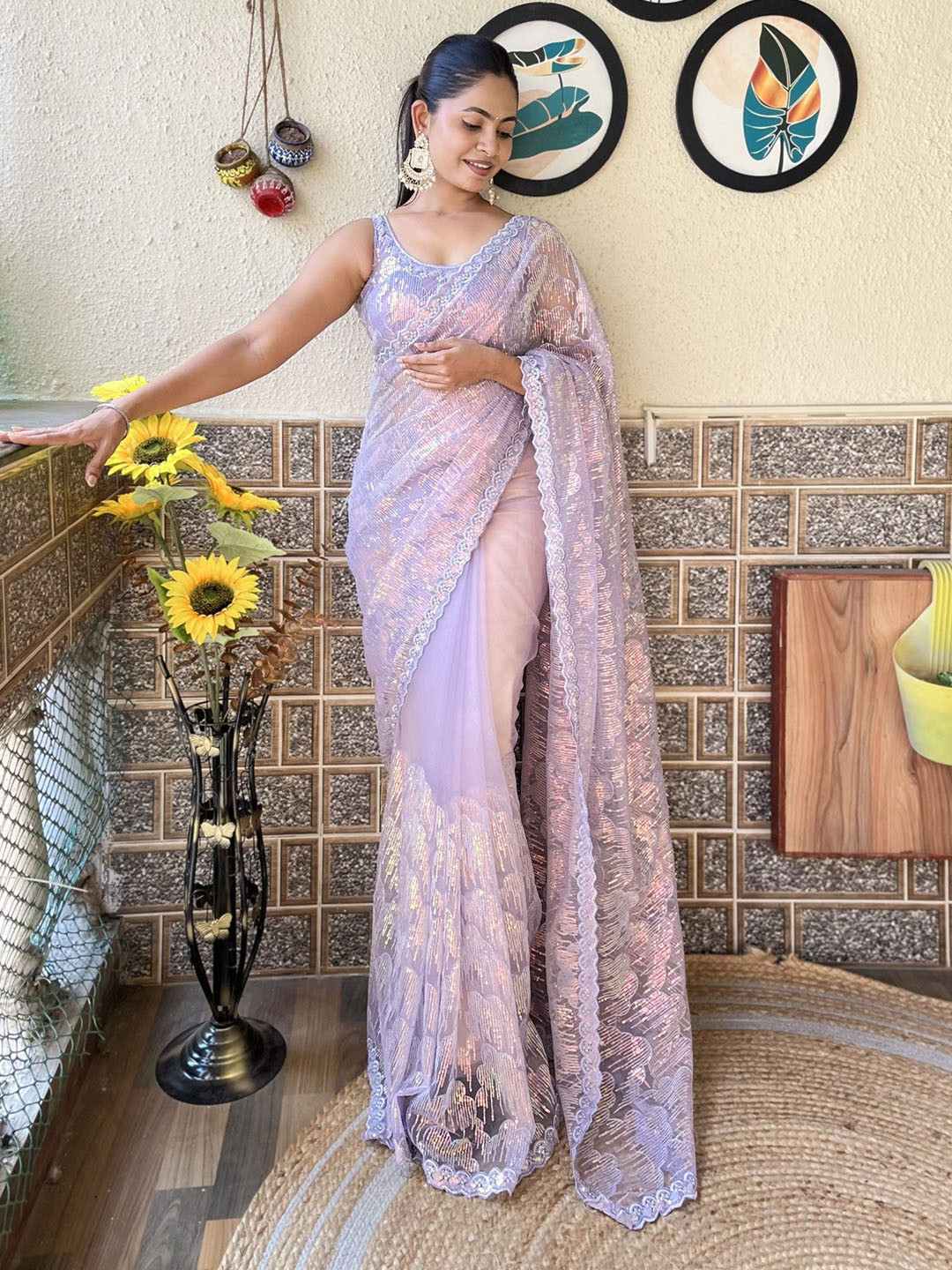 

LeeliPeeri Designer Embellished Sequinned Net Saree, Lavender