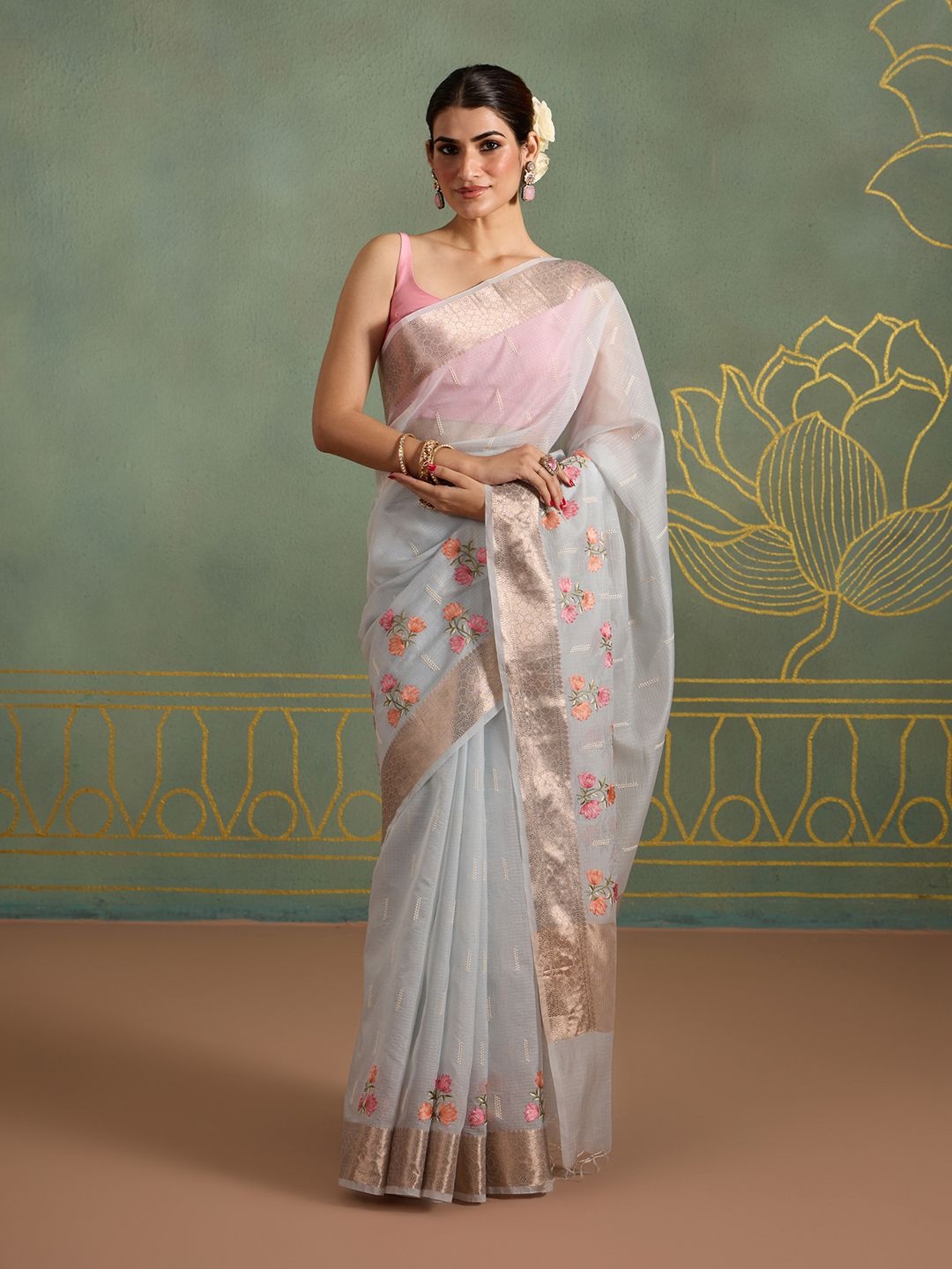 

Likha Floral Embroidered Zari Organza Saree, Grey