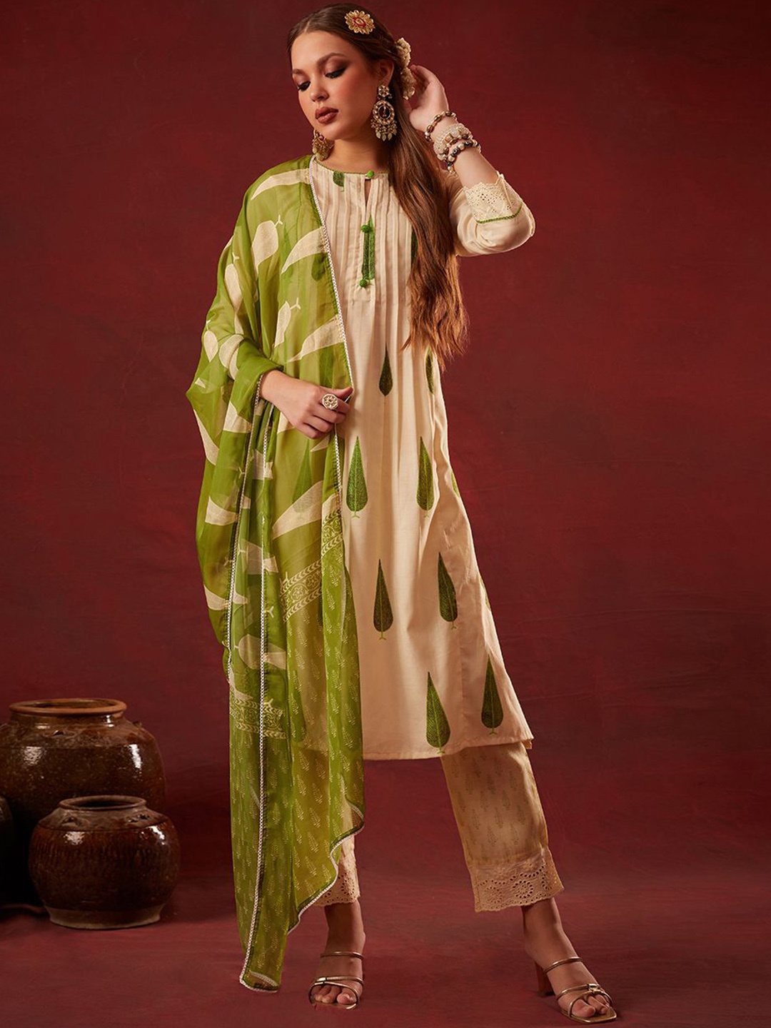 

HEEPOSH Floral Printed Pure Cotton Kurta with Trouser & Dupatta, Cream