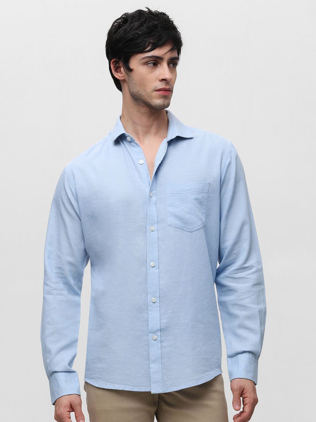 

Klub Fox Men Spread Collar Textured Cotton Casual Shirt, Blue