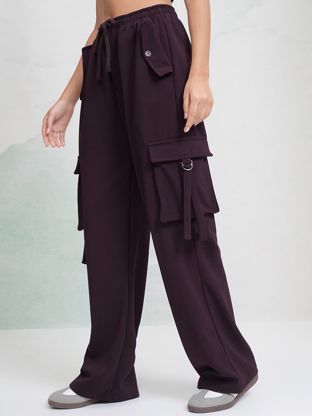 

Street By Tokyo Talkies Women Straight Fit Cargos Trousers, Purple