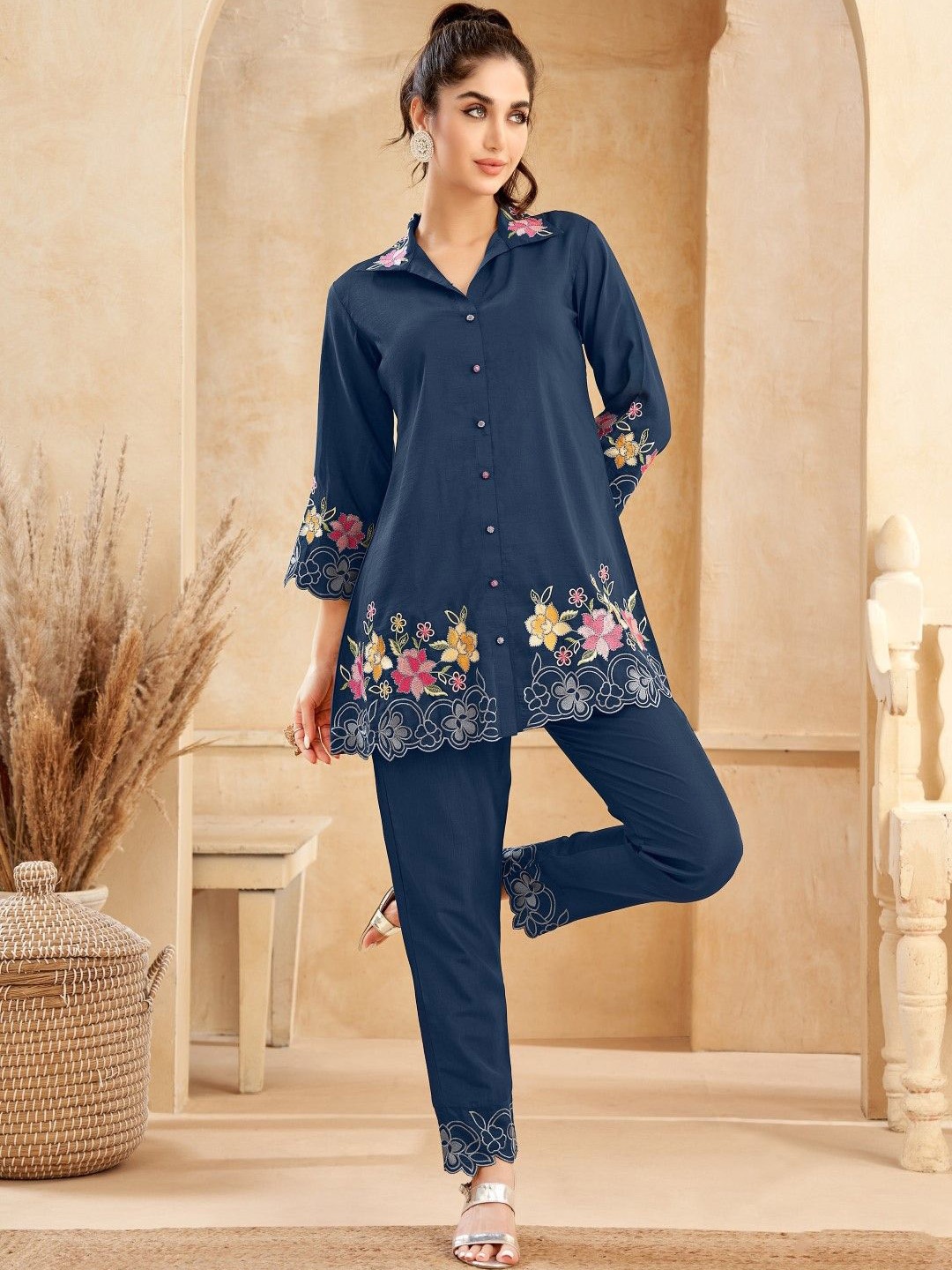 

AUTUMN LANE Asmi Azure Embroidered Bamboo Shirt & Trouser, Blue