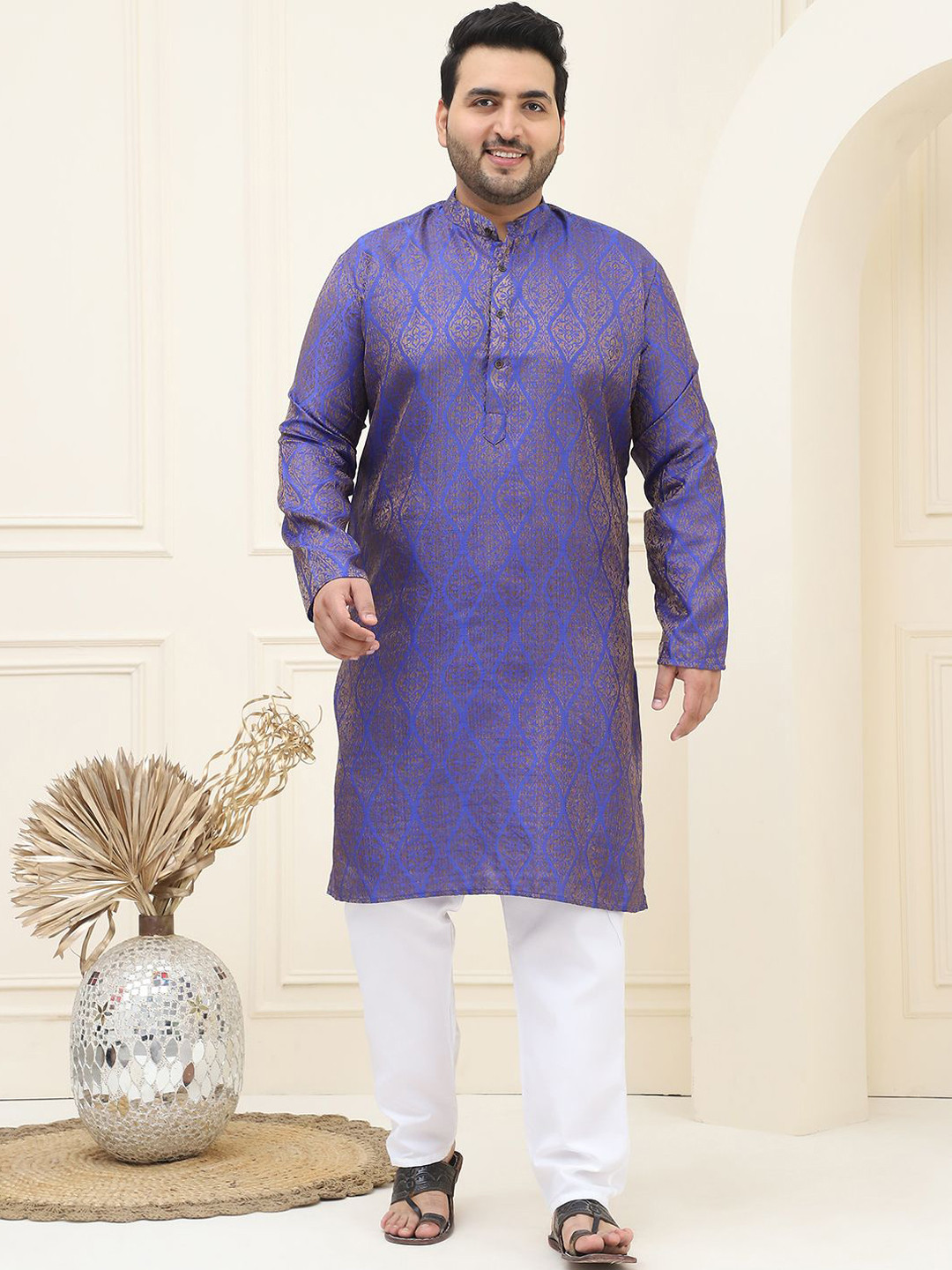 

SOJANYA PLUS Plus Size Woven Design Kurta with Pyjama, Blue