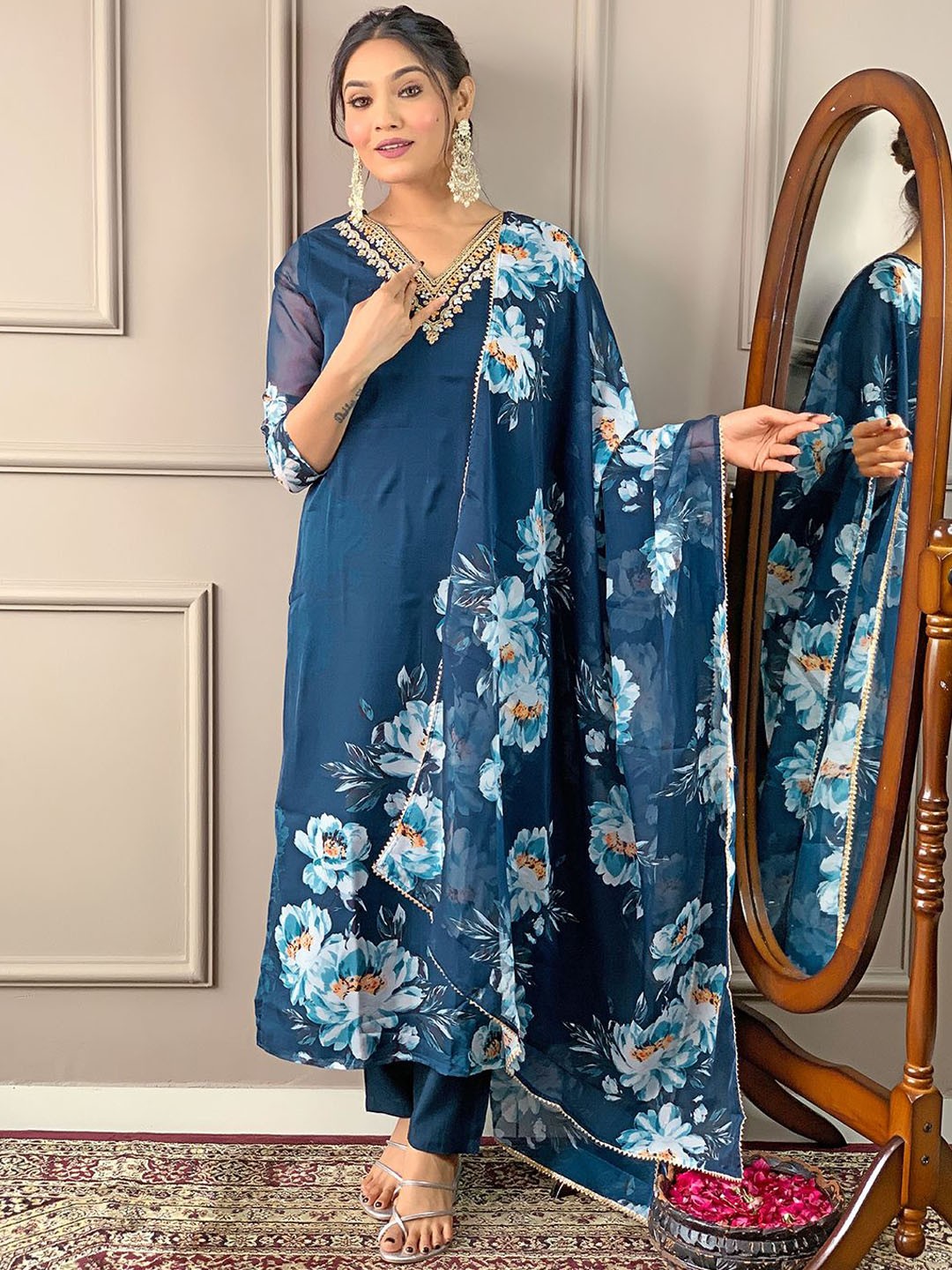 

S.K.C Floral Printed Sequinned V-Neck Straight Kurta With Trouser & Dupatta, Blue