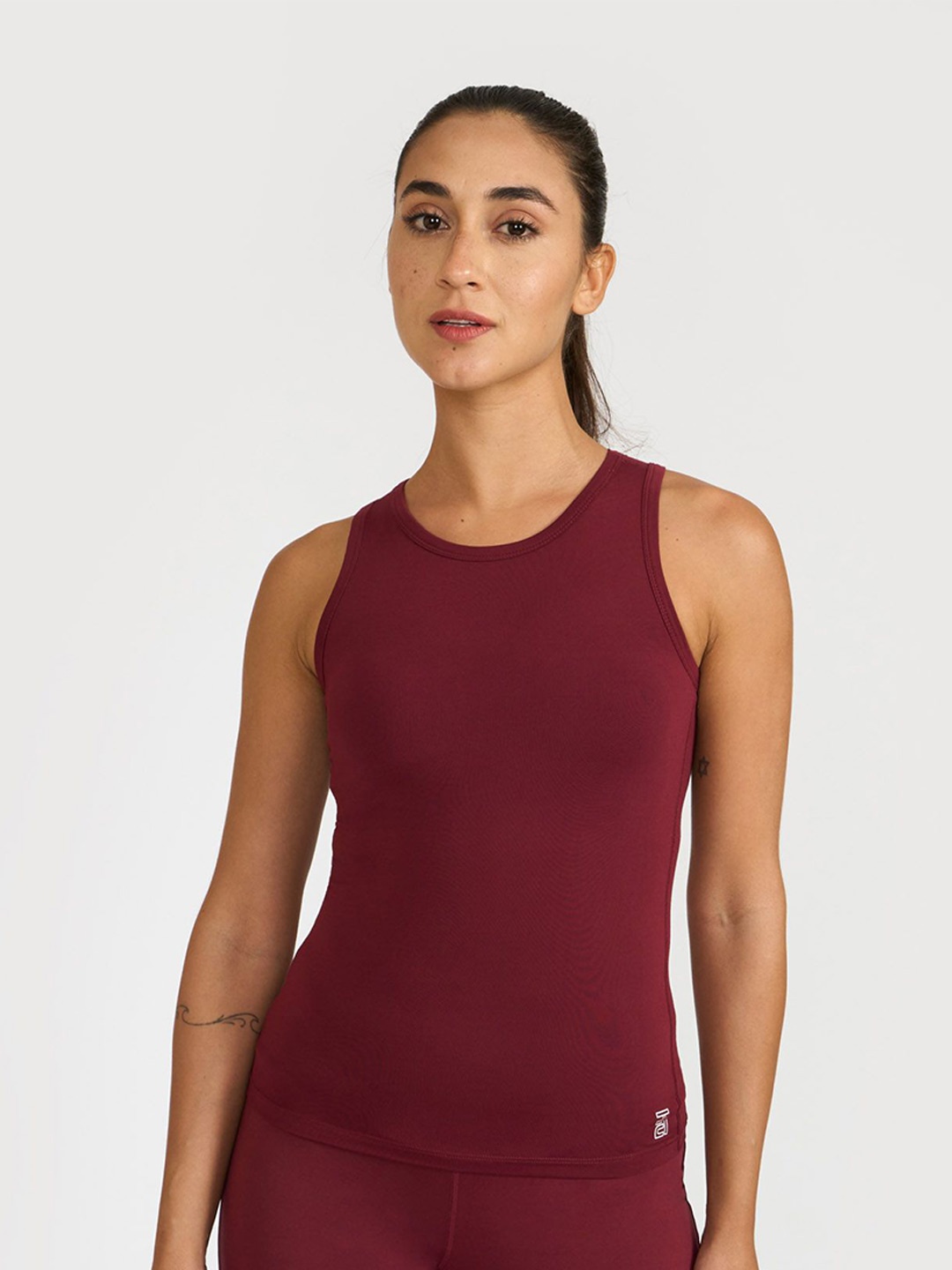 

HUNNIT Slim Fit Camisole with Inbuilt Sports Bra, Maroon