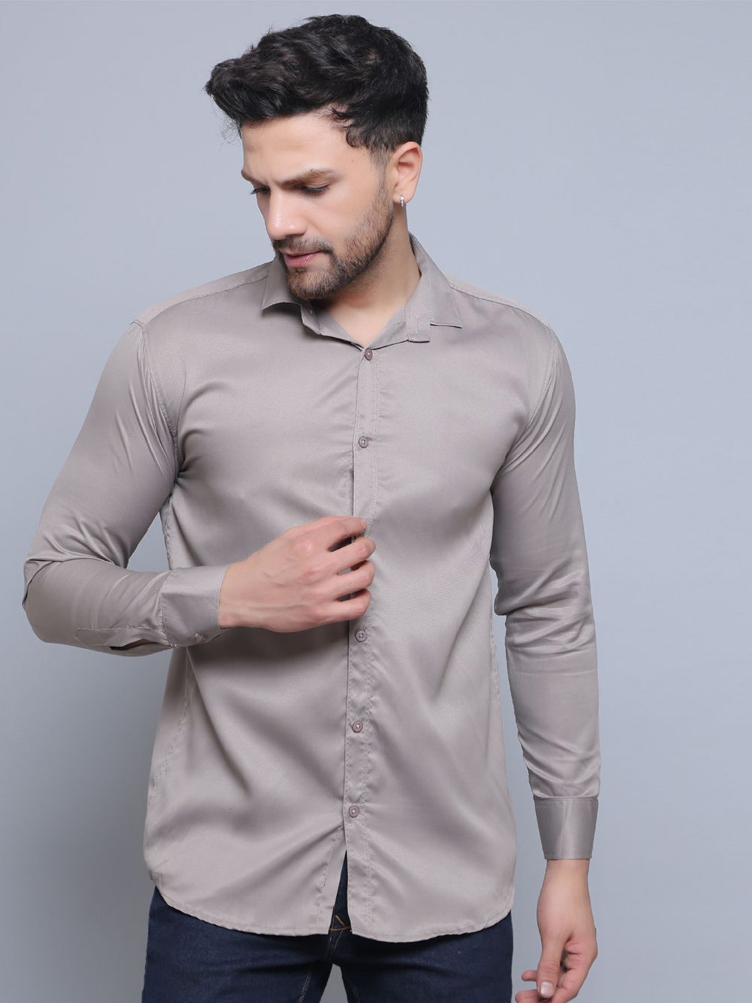 

CRAFT HEAVEN Men Spread Collar Solid Cotton Casual Shirt, Grey