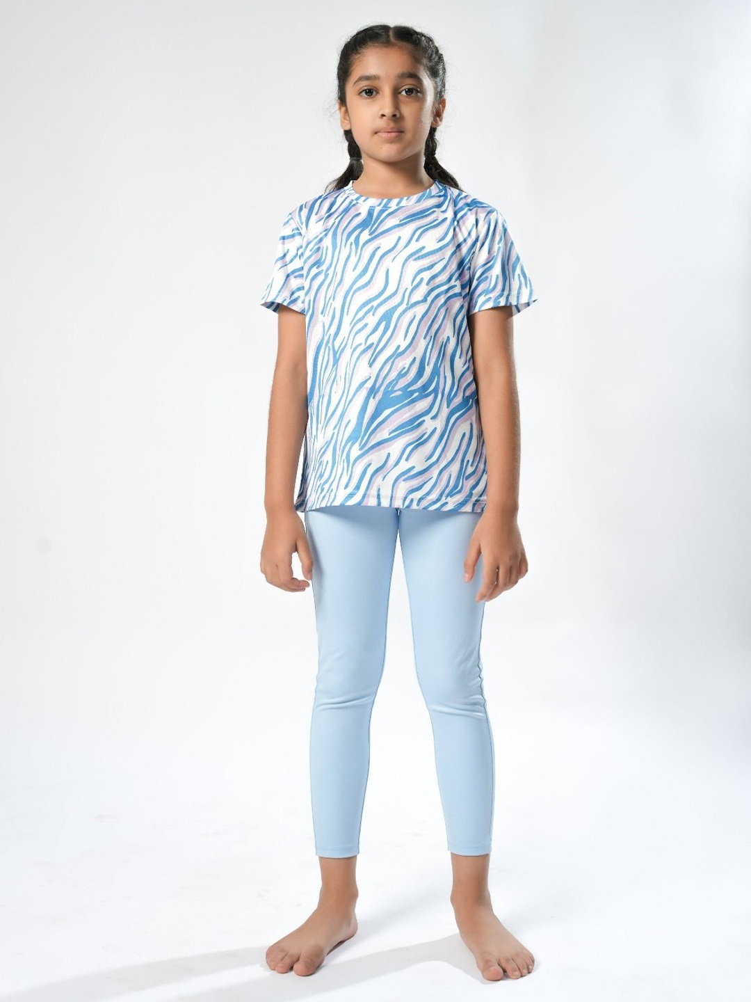 

UMILDO Girls Printed T-shirt With Leggings, Blue