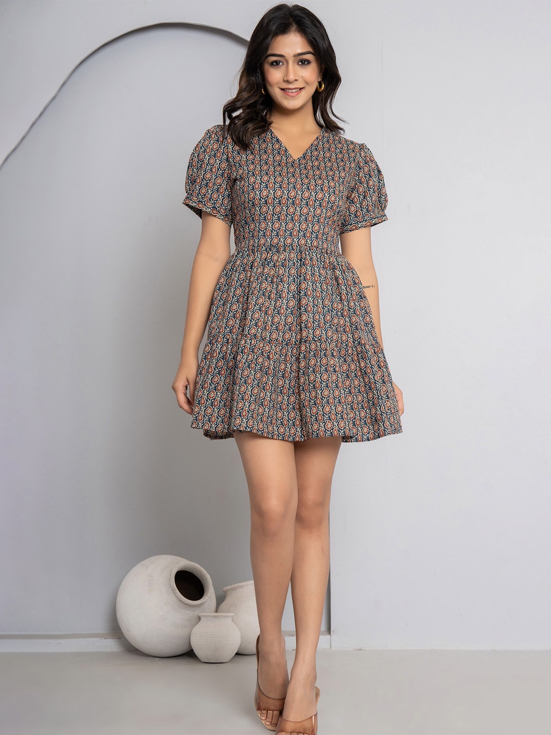 

JAIPURI BUNAAI Women Floral Printed Puff Sleeve Pure Cotton Dress, Bronze