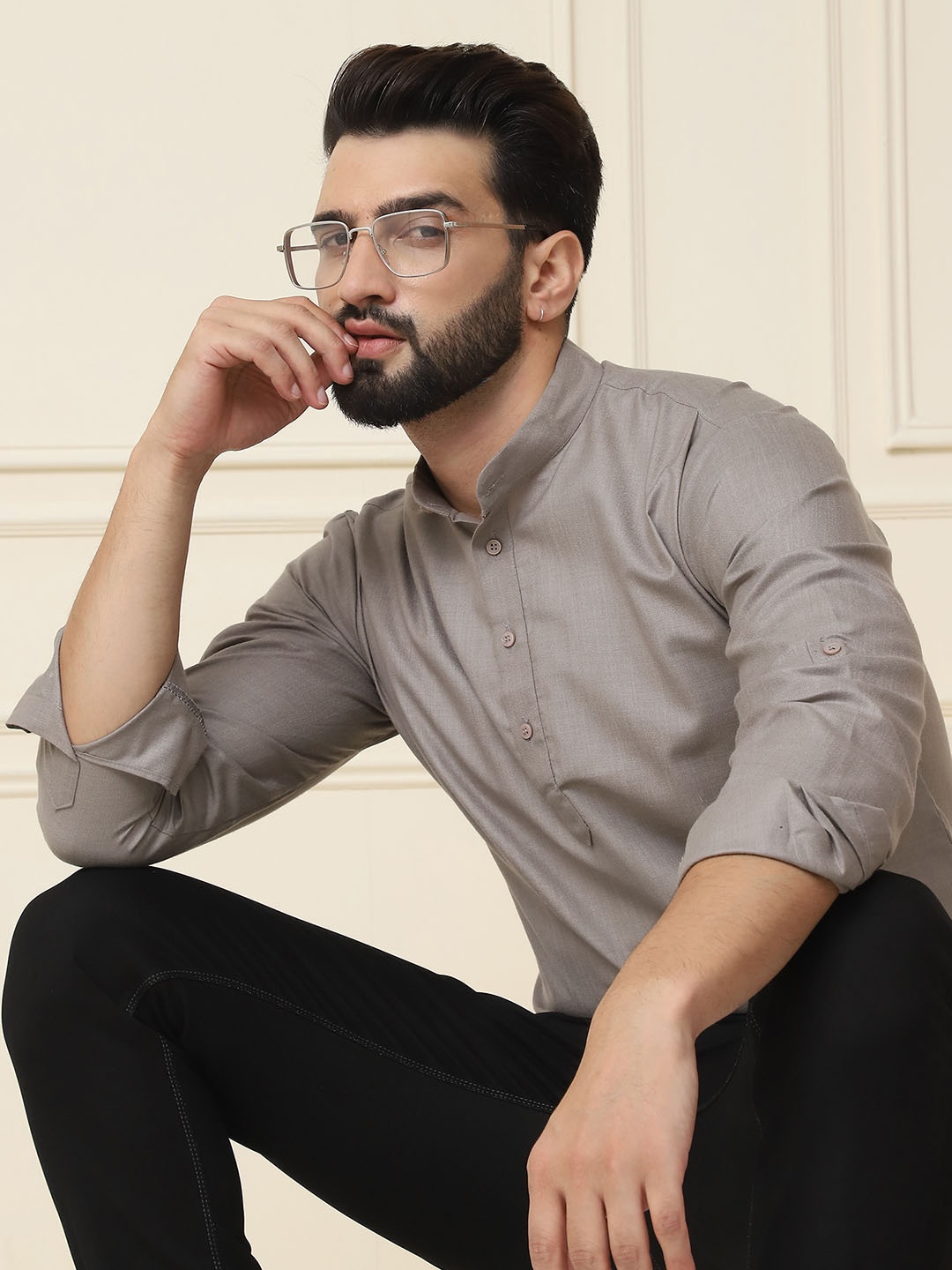 

SOJANYA Band Collar Cuffed Sleeves Straight Kurta, Grey