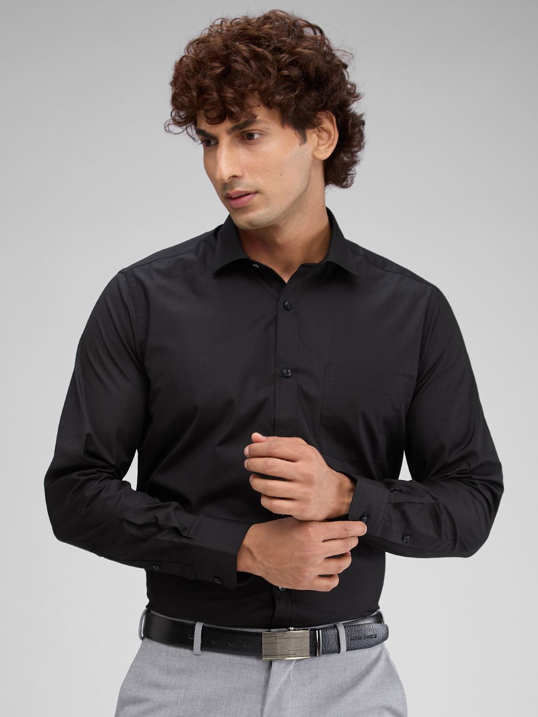 

Park Avenue Men Spread Collar Solid Cotton Formal Shirt, Black