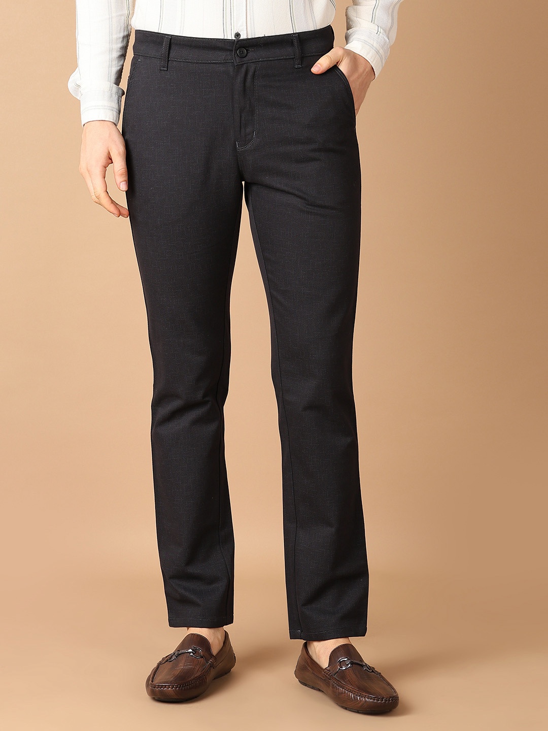 

V-Mart Men Regular Fit Mid-Rise Regular Trousers, Black