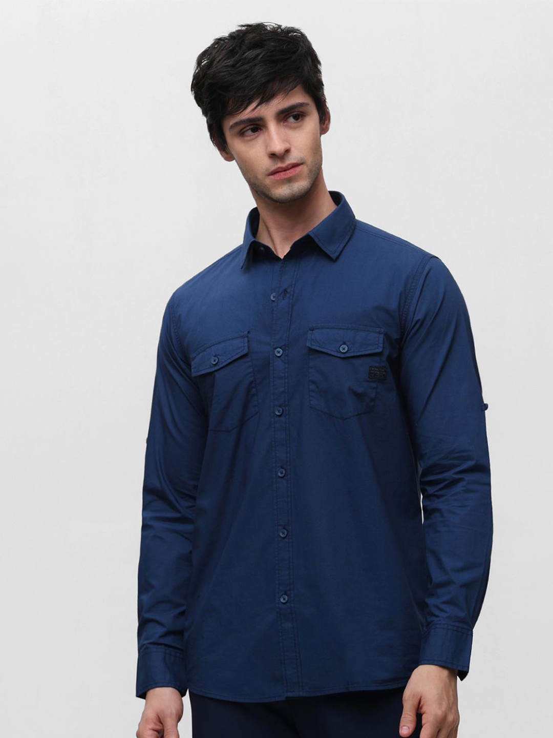 

Klub Fox Men Spread Collar Solid Cotton Slim Fit Casual Shirt, Blue