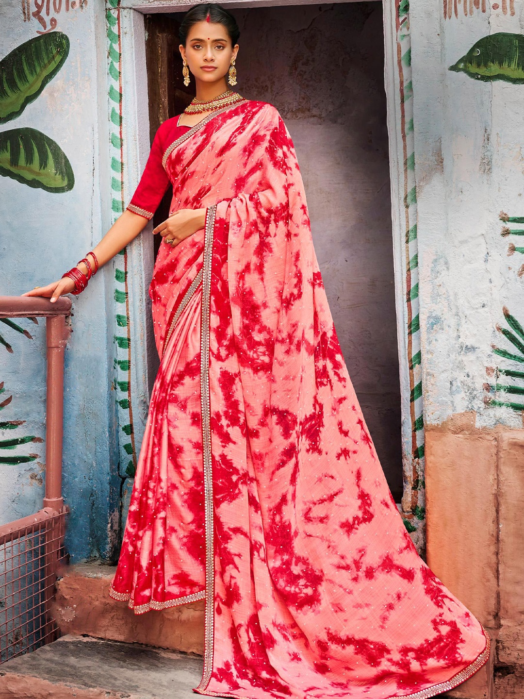 

Laxmipati Tie and Dye Embroidered Saree, Red