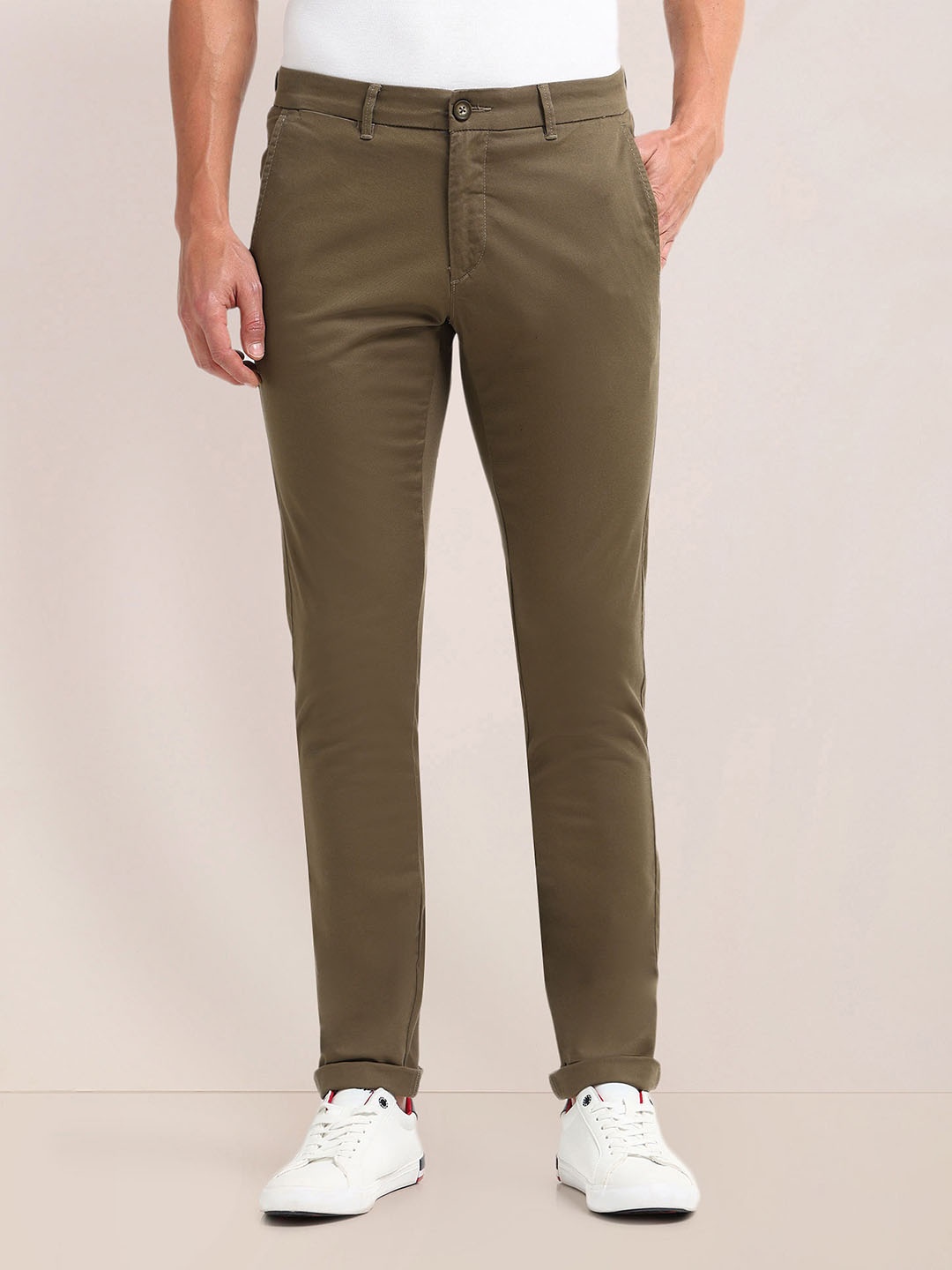 

U.S. Polo Assn. Men Solid Slim Fit Regular Trousers, Green