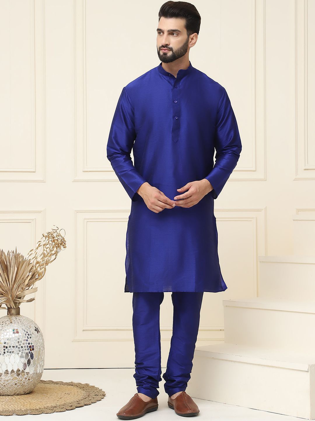 

SOJANYA Mandarin Collar Kurta with Churidar, Blue