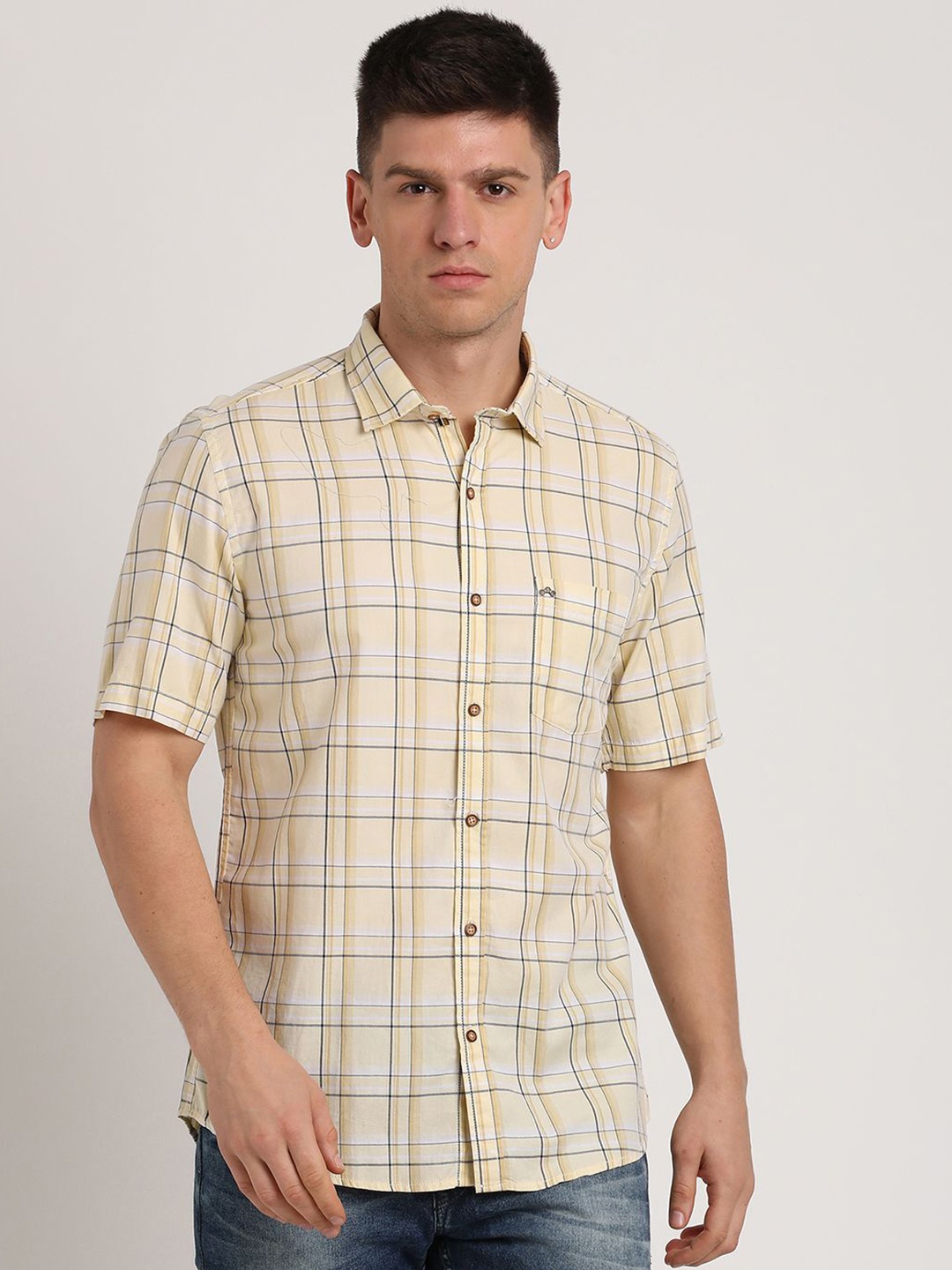 

Turtle Men Relaxed Spread Collar Tartan Checked Cotton Slim Fit Casual Shirt, Beige