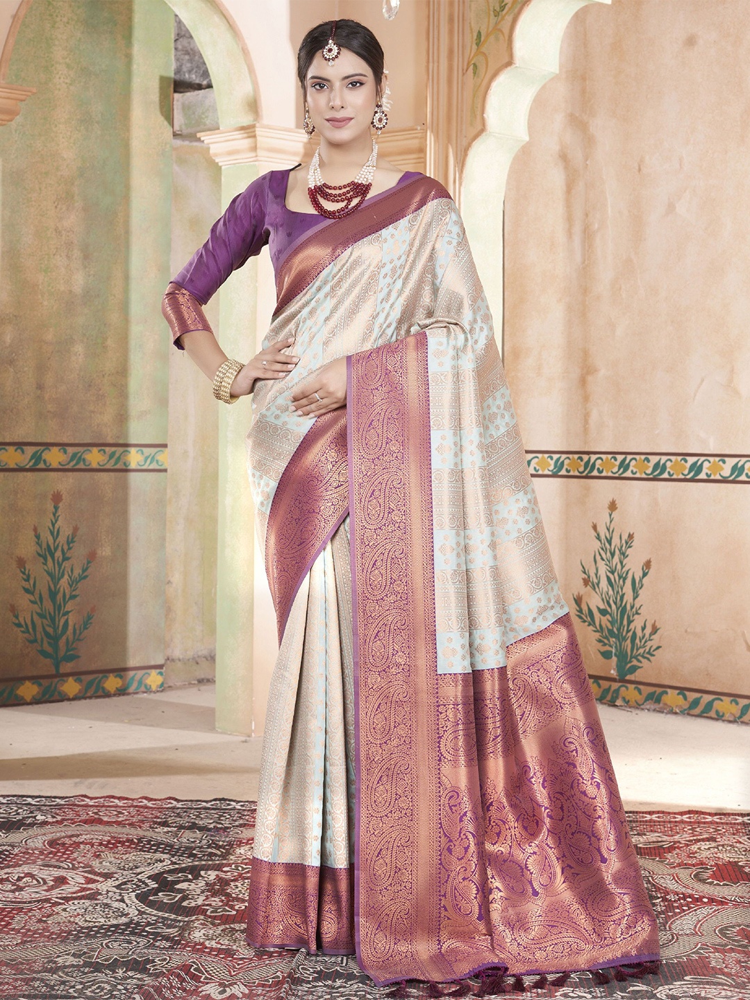 

KAYOMMI Women Ethnic Motifs Zari Kanjeevaram Saree, Sea green