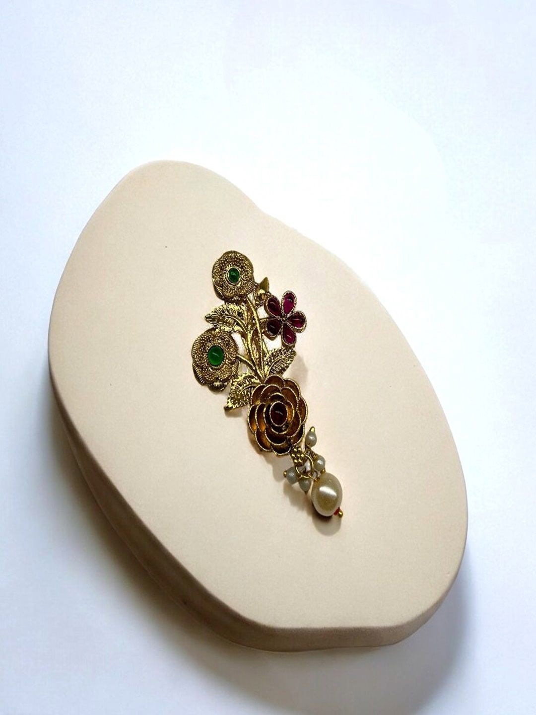 

AccessHer Unisex Gold Plated Stone Studded Floral Brooch