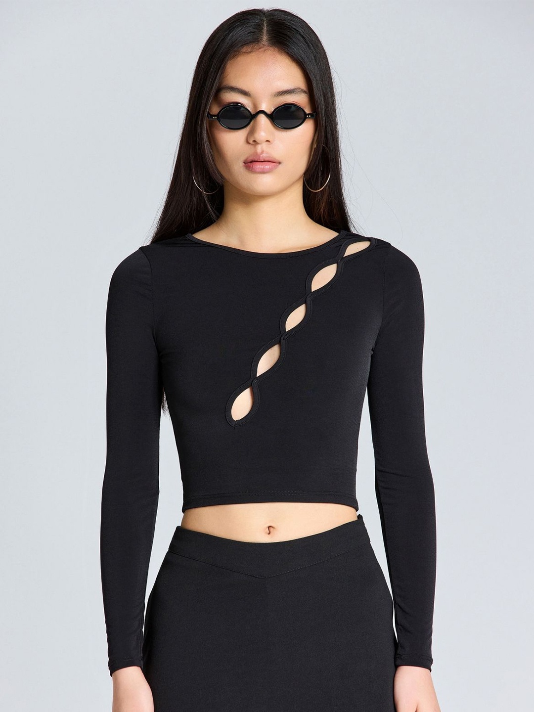 

ZOMODA Women Solid Boat Neck Top, Black