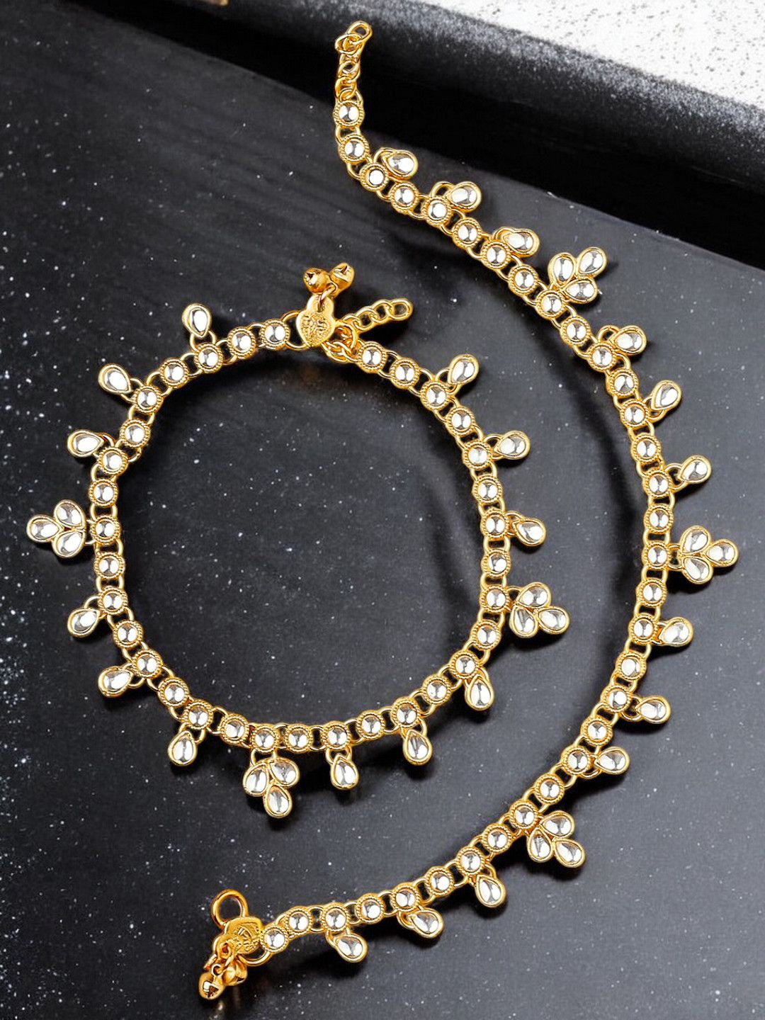 

OOMPH Kundan Studded Anklets, Gold