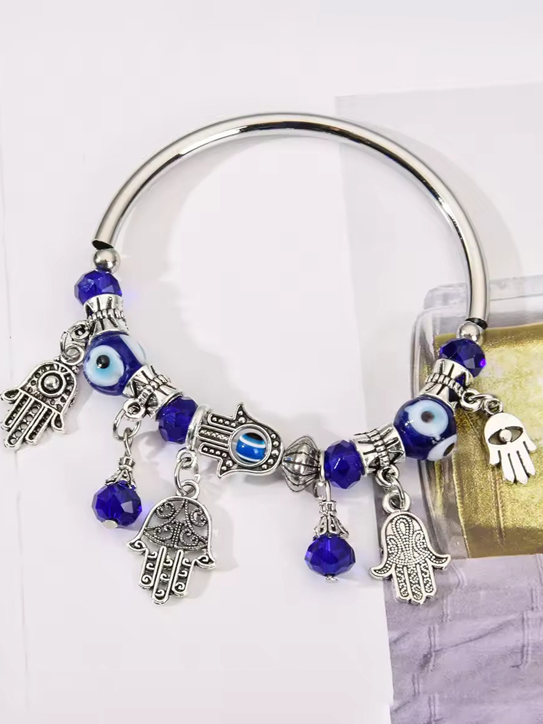 

Heer Collection Unisex Stainless Steel Artificial Beads Charm Bracelet, Silver
