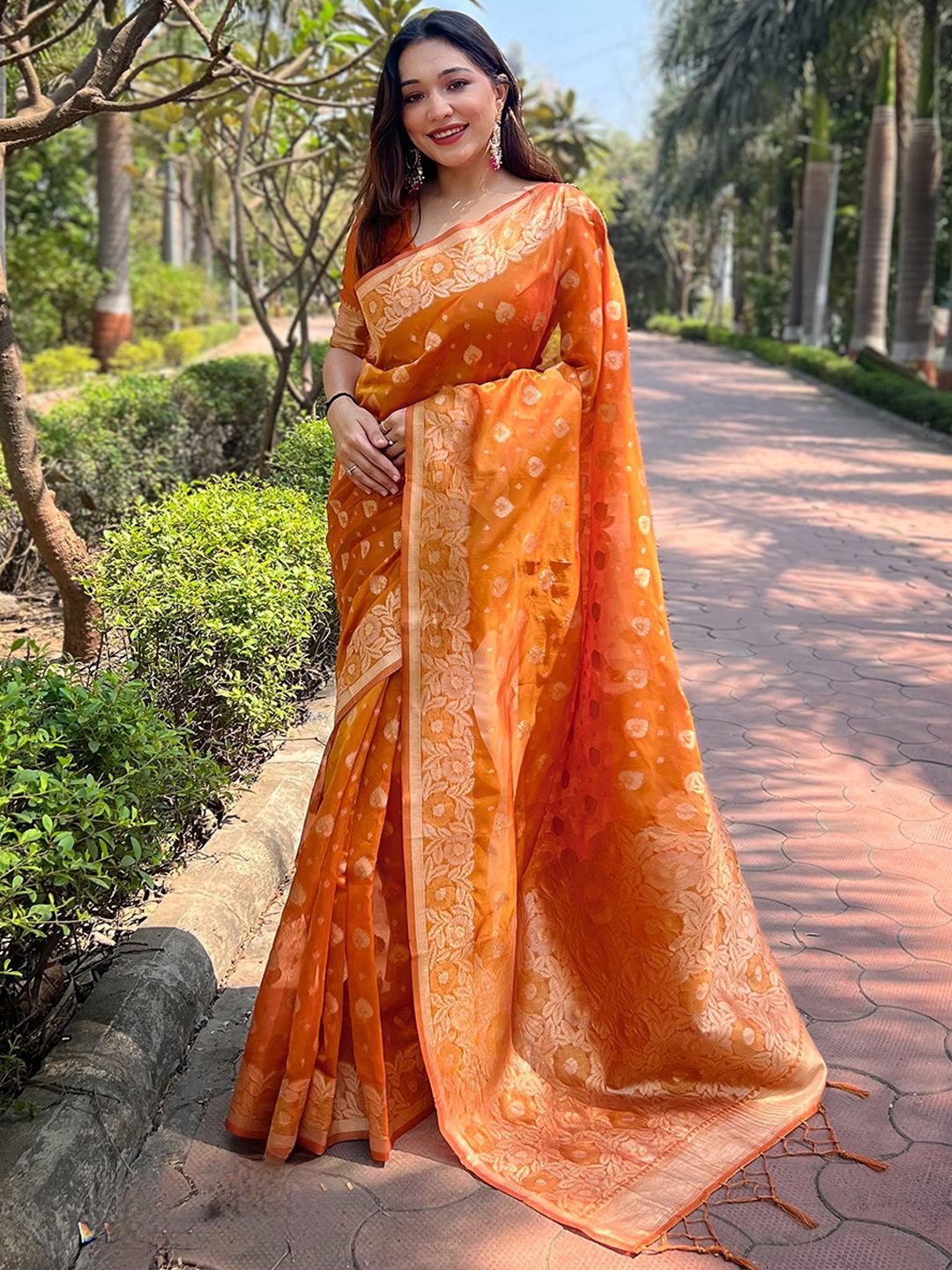 

Panzora Floral Printed Zari Saree, Orange