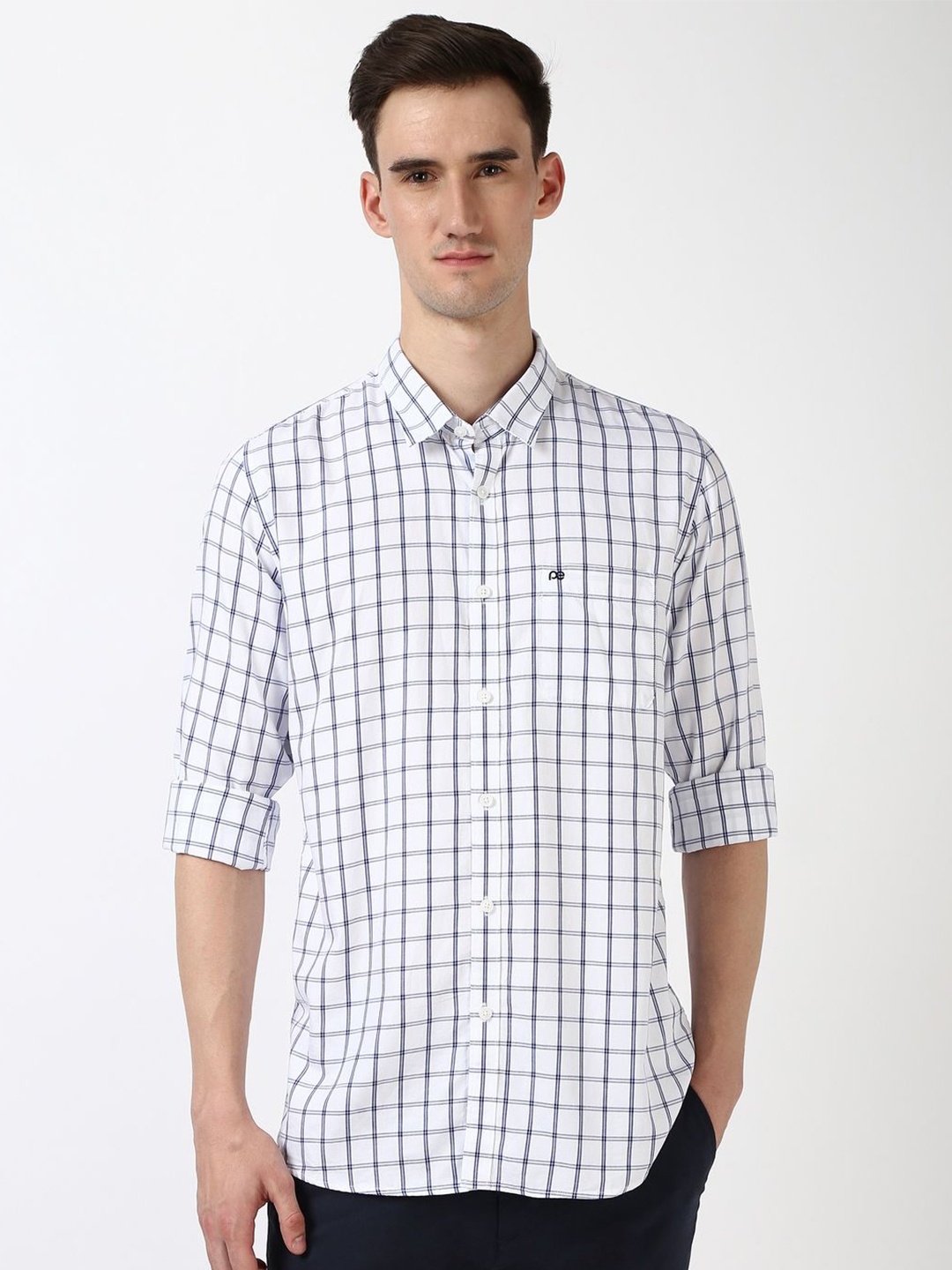 

Peter England Casuals Men Spread Collar Checked Cotton Slim Fit Casual Shirt, White