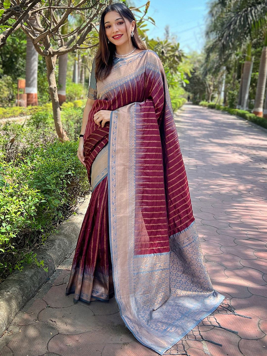 

Mitera Woven Design Zari Banarasi Saree, Maroon