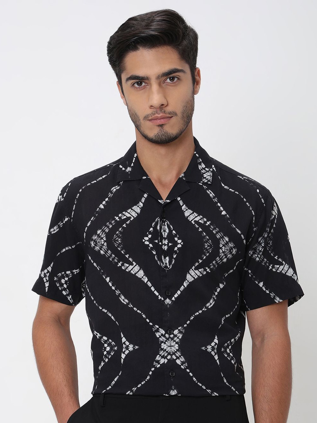 

Mufti Men Cuban Collar Abstract Printed Relaxed Fit Casual Shirt, Black